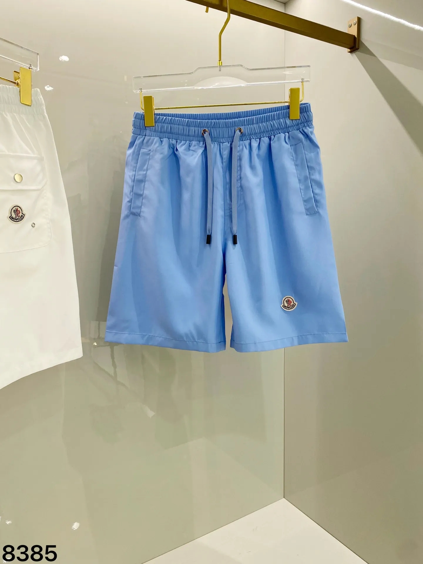 P190 🌸🌸 Moncler 2025 spring and summer new trousers [beach pants] are comfortable to wear, low-key yet luxurious, very high-end, and have a fashionable and high-end pocket design. Needless to say, the trousers style and cut are exquisite and lively. Real first-class and top-quality materials. Really top-level casual pants and elastic pants, of outstanding quality. After heavy washing, the pants are very soft, not fussy, and the upper body is absolutely stylish and extremely luxurious. Size:M-4XL