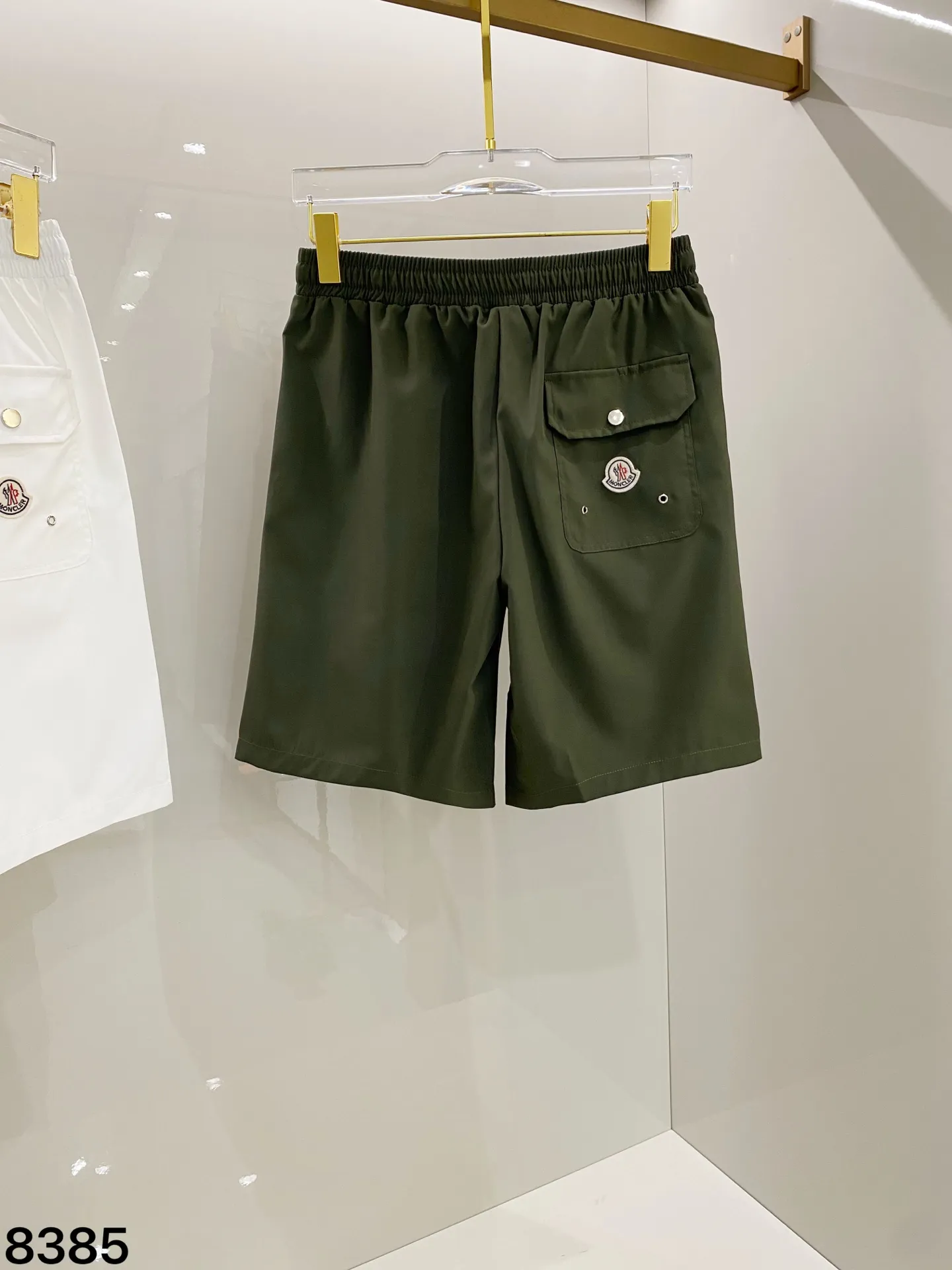 P190 🌸🌸 Moncler 2025 spring and summer new trousers [beach pants] are comfortable to wear, low-key yet luxurious, very high-end, and have a fashionable and high-end pocket design. Needless to say, the trousers style and cut are exquisite and lively. Real first-class and top-quality materials. Really top-level casual pants and elastic pants, of outstanding quality. After heavy washing, the pants are very soft, not fussy, and the upper body is absolutely stylish and extremely luxurious. Size:M-4XL