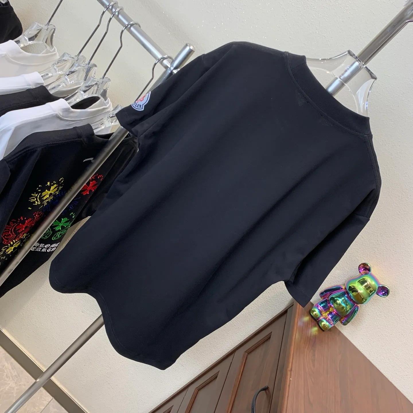 P170 MONCLER 2025 spring and summer new style, personalized logo embroidery, round neck short-sleeved T-shirt, fashionable men and women, S M L XL XXL five sizes black white