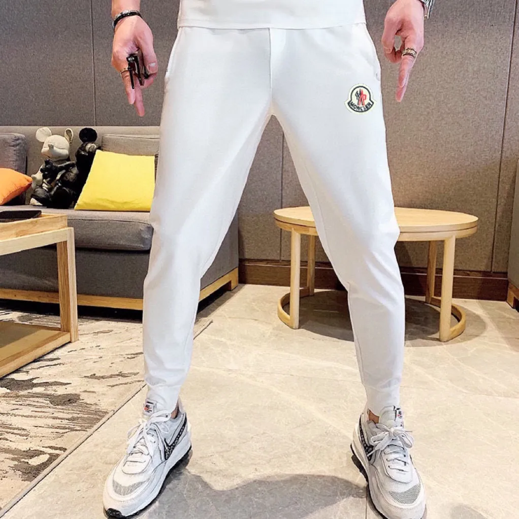 P320 [MONCLER] (Fat Man's Gospel) The same style as the 2025 official website. World-renowned luxury brand. Summer men's (double mercerized) high-quality 🐂 suit. It is made of imported original fabrics. It is a trendy style of the season and a versatile hit. Simple and elegant, precise workmanship allows you to be at the top of fashion. Size: M-5XL (can be worn up to 220 pounds)