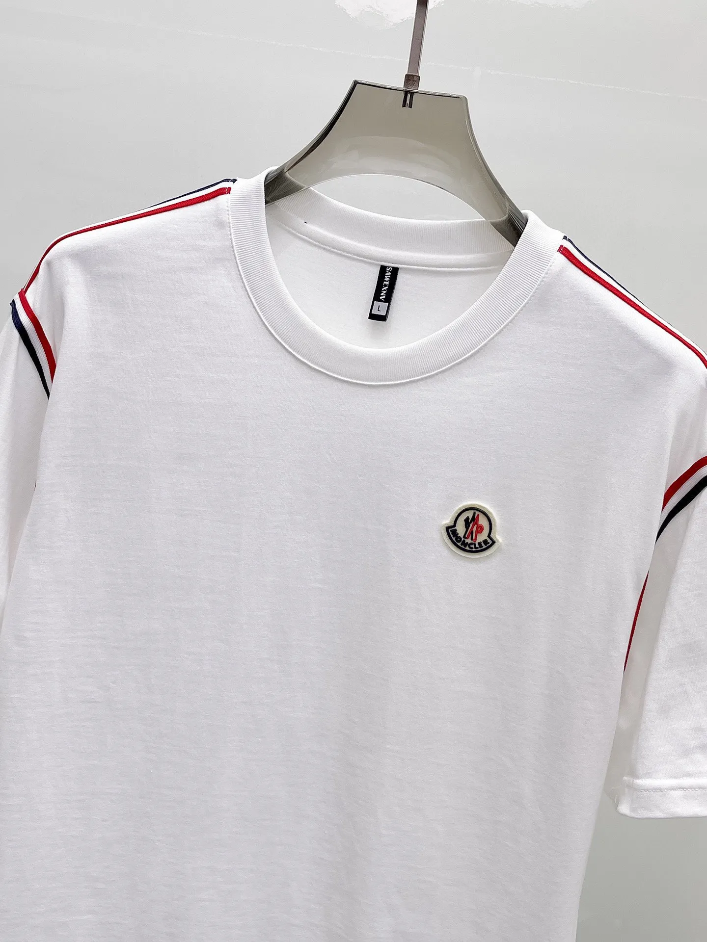 P570 Brand [MONCLER Mouth Covered] 2025 round neck short-sleeved shorts suit. The pure cotton fabric upper body will not be stuffy, the smooth and comfortable skin-friendly effect is more breathable, the fabric has its own texture, classic logo technology, a new interpretation from a unique angle, fashionable and versatile choice! Size: M-3XL (maximum wear: 190 pounds)