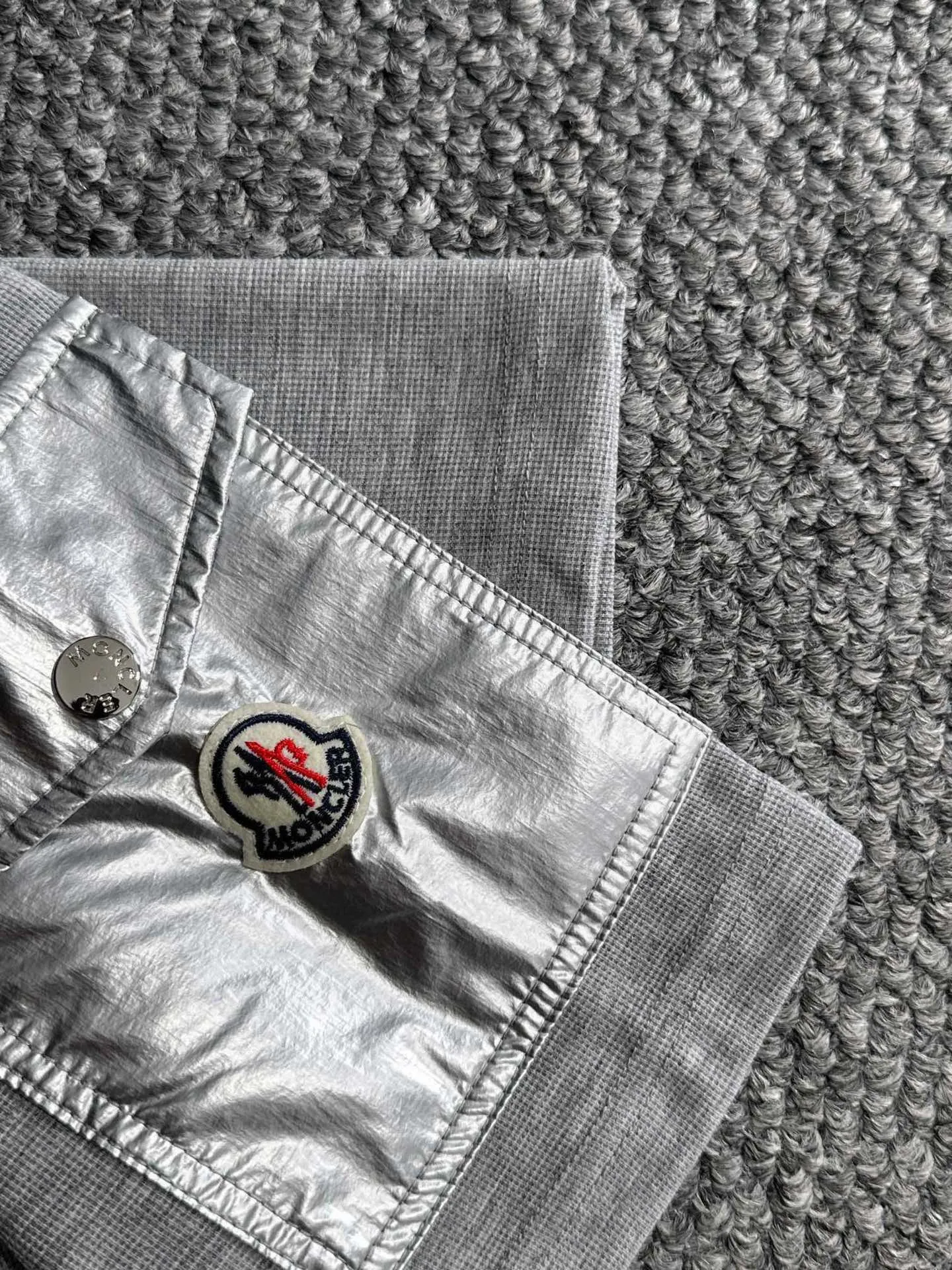 P560 Brand [MONCLER Mouth Covered] 2025 round neck short-sleeved shorts suit. The pure cotton fabric upper body will not be stuffy, the smooth and comfortable skin-friendly effect is more breathable, the fabric has its own texture, classic logo technology, a new interpretation from a unique angle, the first choice for fashion and versatility! Size: M-3XL (maximum wear: 190 pounds)