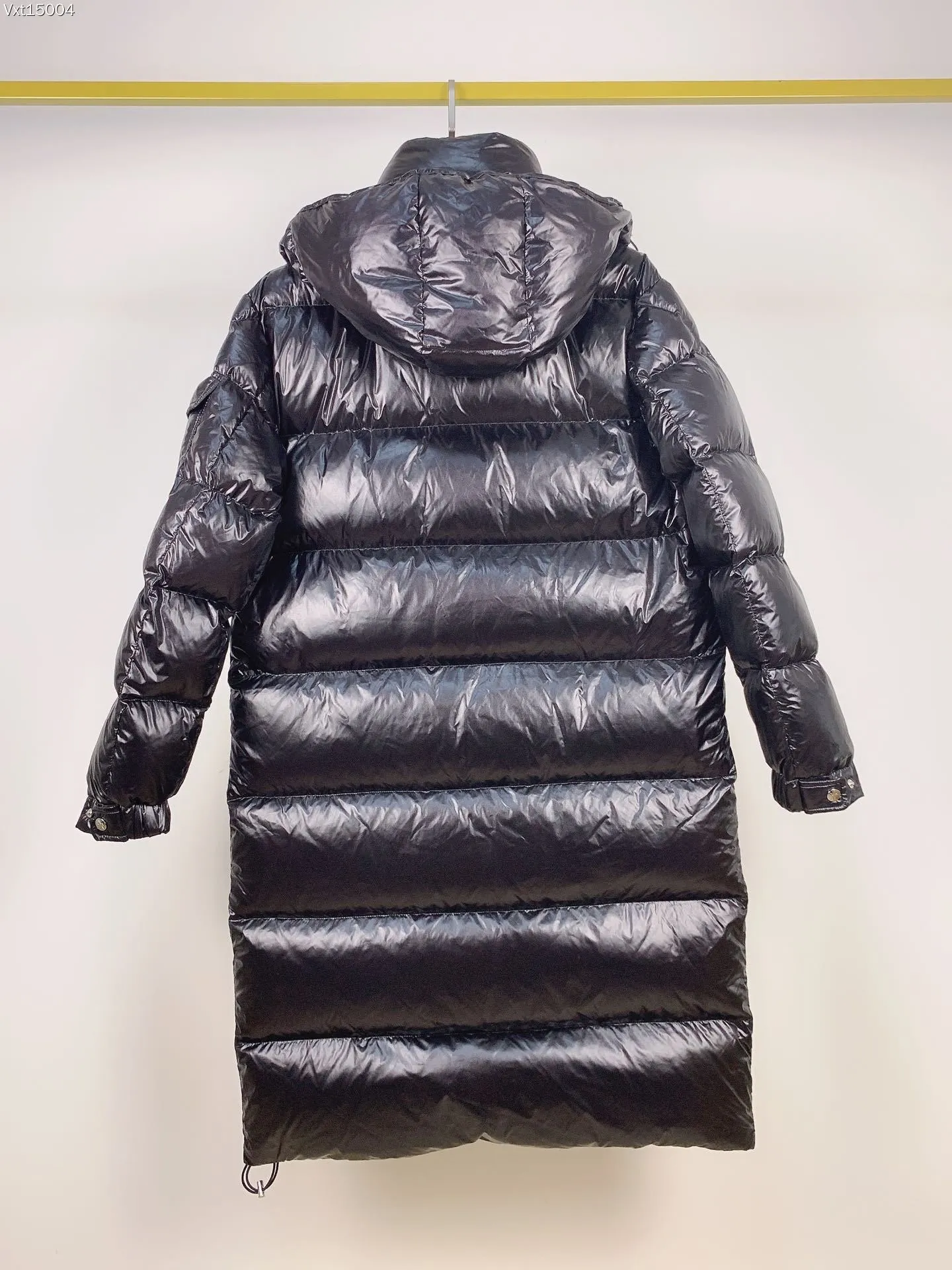 P960 🇫🇷𝐌𝐎𝐍𝐂𝐋𝐄𝐑 Meng Mou Victoria Victoria Uniform Down Jacket for Men and Women# ✅The fluffiness is visible to the naked eye. It uses national standard 95% white duck down. A good down jacket must be fluffy but not heavy. Code number 1234