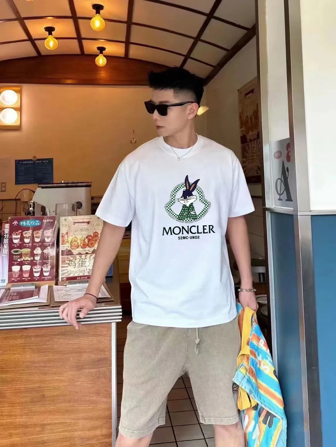 P140 🔥 [MONCLER] 2025FW short-sleeved T-shirt LOGO printing, high-end 26s double yarn 300g fabric, heavy fabric, custom stretcher rib, same vat and dye, complete three standards, same style for men and women, color: black, white, size: S M L XL 2XL