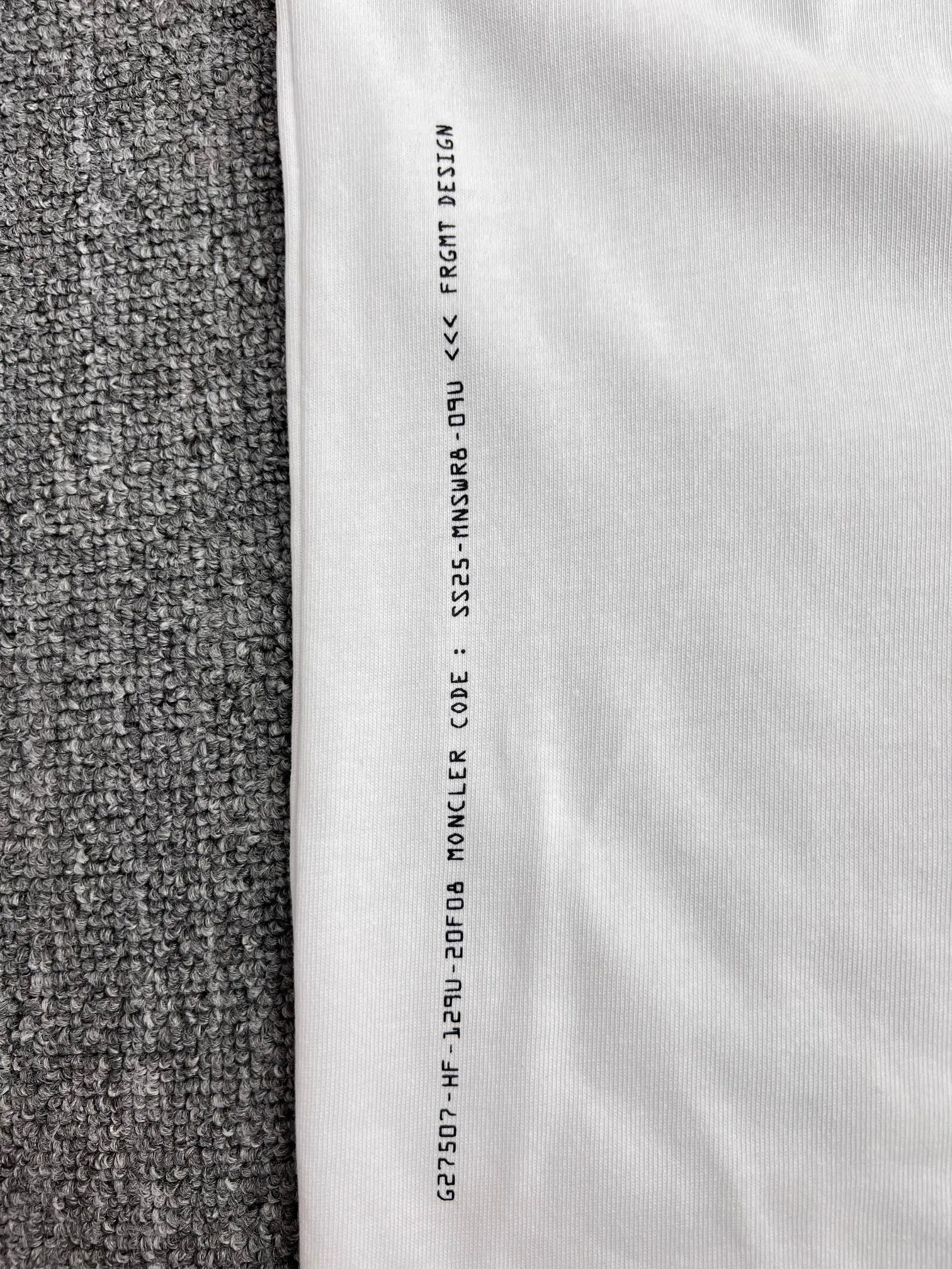P240 Moncler masked letter print embroidered logo short sleeves S/M/L/XL