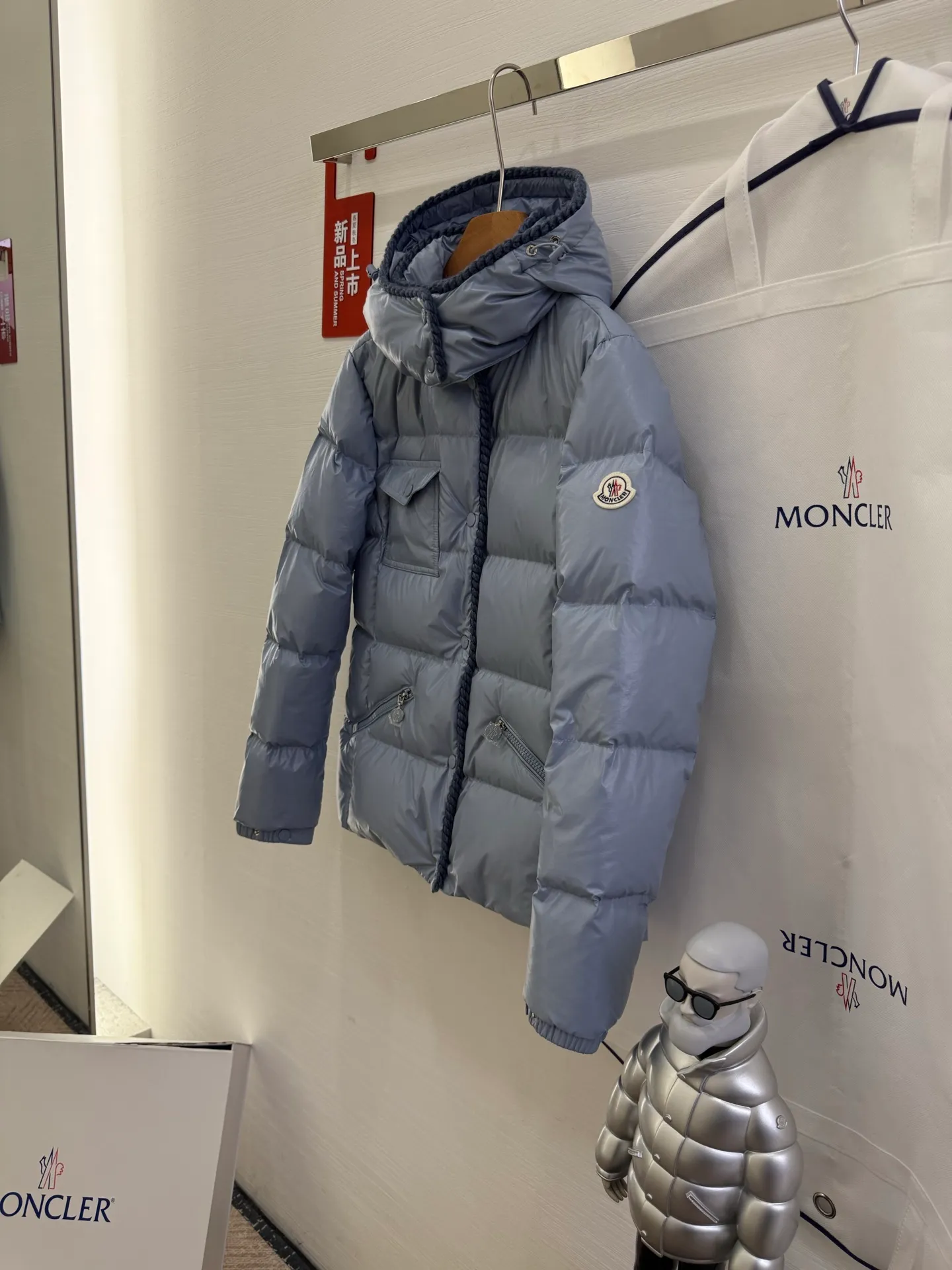 P940 Moncler/Moncler 25 new oil wax leather waisted GLAREIN hooded long-sleeved down jacket for women. Oil wax leather coated new fabric, slim design style, warm and slimming, 90% goose down filling, molded custom hardware. Color: red, white, blue, black Code number: 1-2-3-4