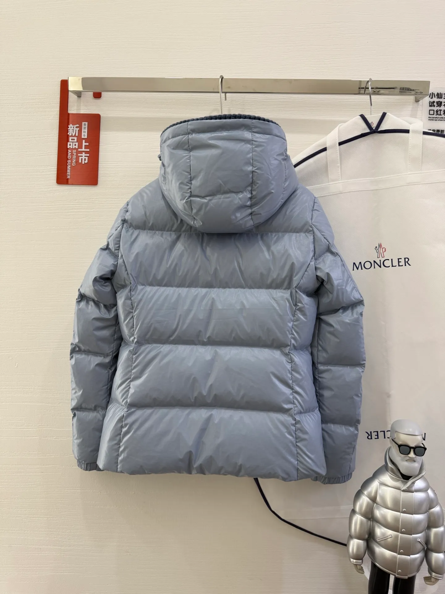 P940 Moncler/Moncler 25 new oil wax leather waisted GLAREIN hooded long-sleeved down jacket for women. Oil wax leather coated new fabric, slim design style, warm and slimming, 90% goose down filling, molded custom hardware. Color: red, white, blue, black Code number: 1-2-3-4