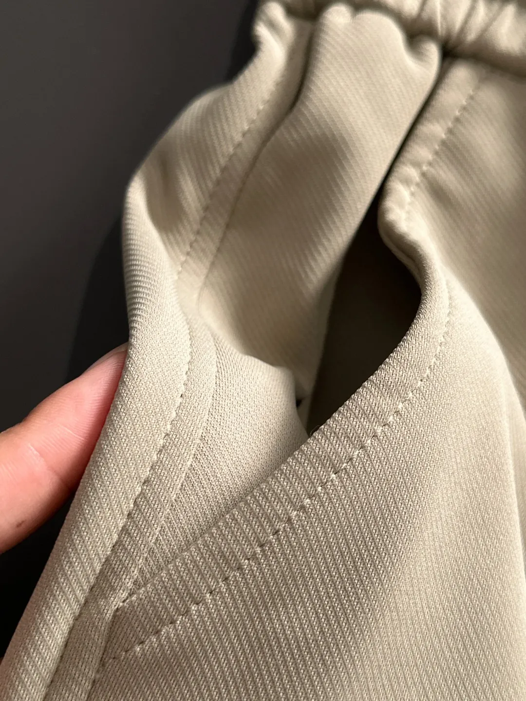 Shipped in 2-3 days P360 MONCLER/Mongolian Exclusive first release of 25ss autumn and winter new high-quality trousers Compare real-life details at will A perfect choice for autumn and winter. A must-have item. Sizes: M to 4XL (please state your height and weight when placing an order)