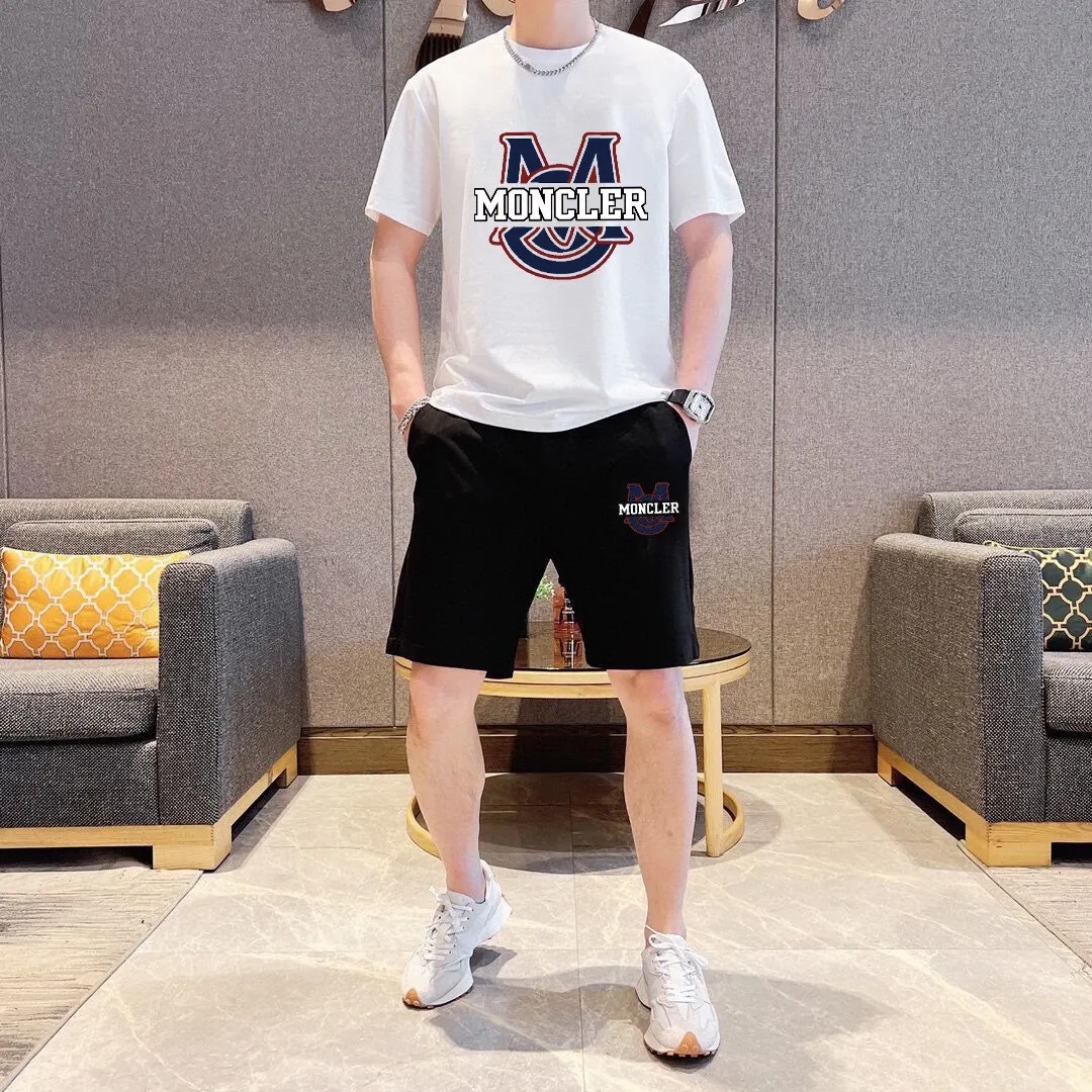 P280 Brand [MONCLER] 2025 new men’s short-sleeved shorts suit! Synchronous sales on the official website! High-end version on the market! It feels delicate and soft! Make you more comfortable to wear! The draped silhouette is awesome! Size: M-5XL (please state your height and weight when placing an order)