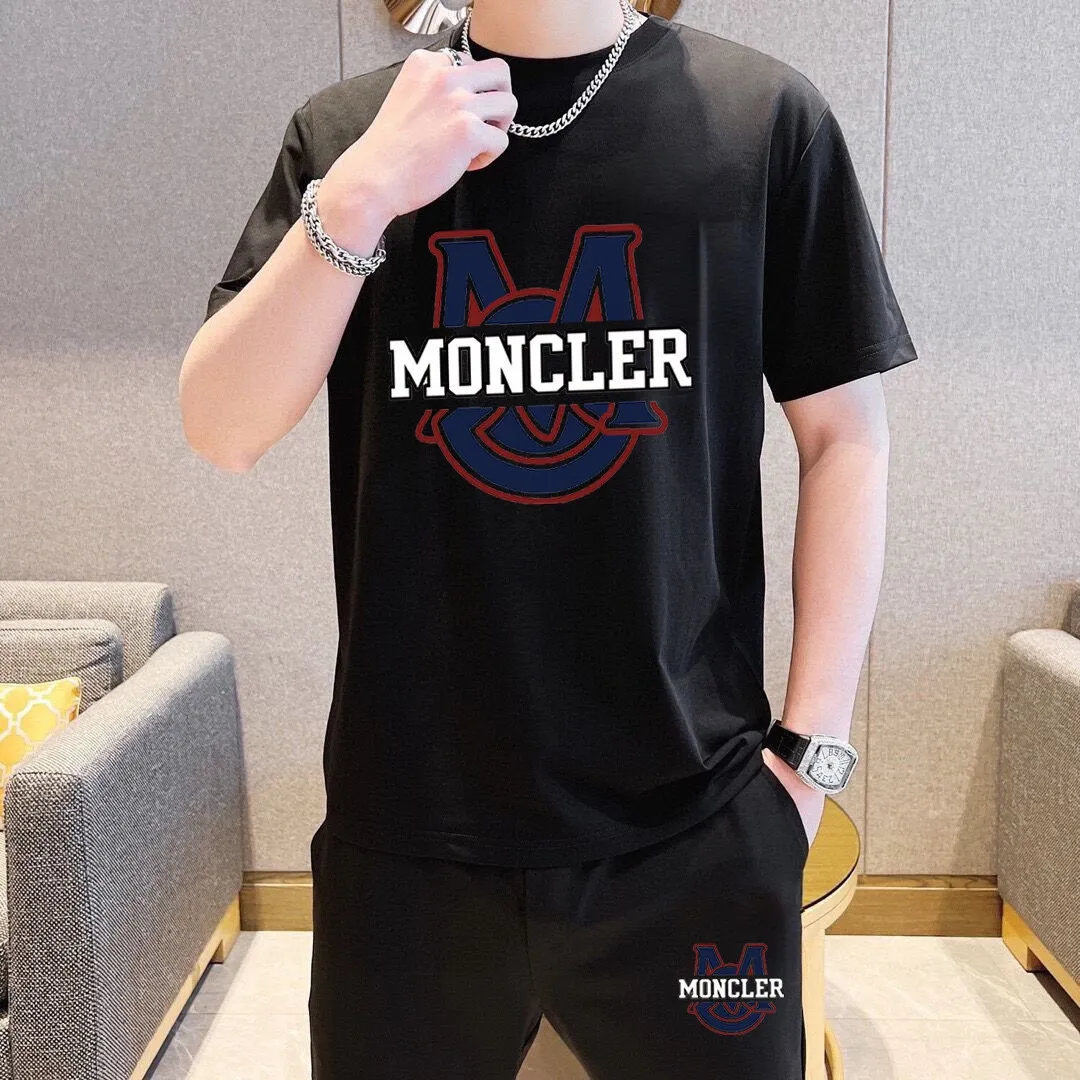 P280 Brand [MONCLER] 2025 new men’s short-sleeved shorts suit! Synchronous sales on the official website! High-end version on the market! It feels delicate and soft! Make you more comfortable to wear! The draped silhouette is awesome! Size: M-5XL (please state your height and weight when placing an order)