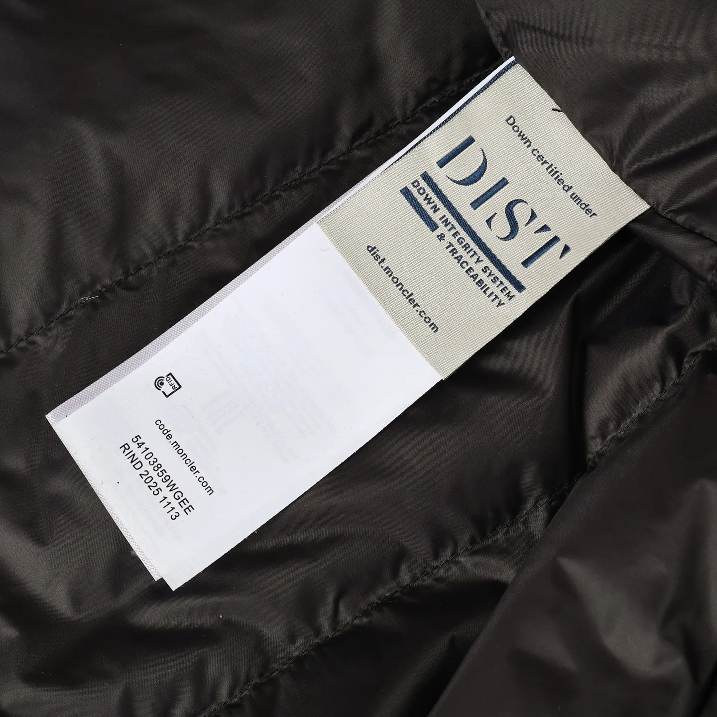 P650 Moncler/Mongolian Autumn and Winter New Style🆕 Original 1:1 customized hardware accessories, all imported and original customization, super heavy industry, excellent fabric workmanship, perfect version. Note⚠The fabric is super comfortable, exclusive model, non-market goods, same sizes for men and women. Size S-XL