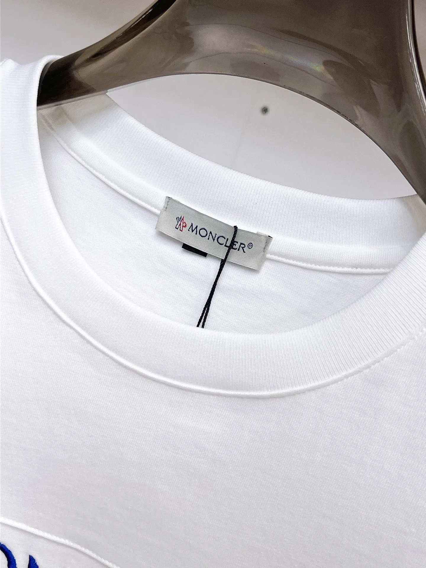 P560 Brand [MONCLER Mouth Covered] 2025 round neck short-sleeved shorts suit. The pure cotton fabric upper body will not be stuffy, the smooth and comfortable skin-friendly effect is more breathable, the fabric has its own texture, classic logo technology, a new interpretation from a unique angle, the first choice for fashion and versatility! Size: M-3XL (maximum wear: 190 pounds)