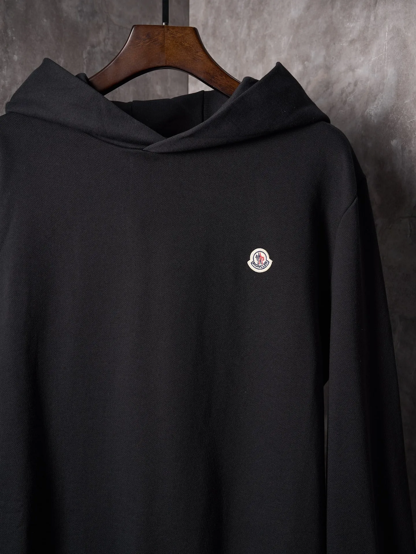 P380 Actual hanging auction] MONCLER/Mask solid color logo patch hooded sweatshirt [Ready stock] S M L