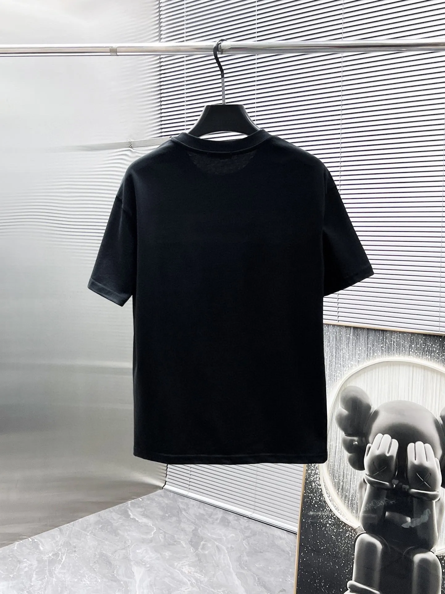 P570 Brand [MONCLER Mouth Covered] 2025 round neck short-sleeved shorts suit. The pure cotton fabric upper body will not be stuffy, the smooth and comfortable skin-friendly effect is more breathable, the fabric has its own texture, classic logo technology, a new interpretation from a unique angle, fashionable and versatile choice! Size: M-3XL (maximum wear: 190 pounds)