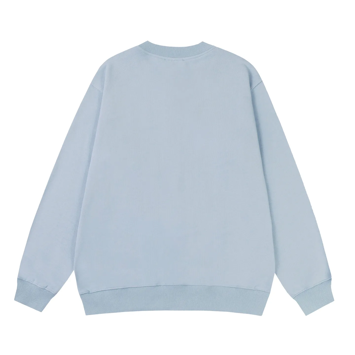 P194 Style No.: 850 〈MONCLER〉Basic Meng Mouth Round Neck Sweatshirt. The price of Meng Mouth Sweatshirt is actually quite advantageous. Those who have been to the counters should know that the price of Meng Mouth sweatshirt is not much cheaper than Gucci Burberry. It is just relatively low-key and unwilling to hype. It is a picture that you want to buy or not. It has an arrogant existence... ✅460g 100% pure cotton wool fabric OS version is too large ✅Combined with the original high weight double yarn thread ✅Correct three-needle and five-thread craftsmanship chain edge Color: Black White Royal Blue Sky Blue Size S M L