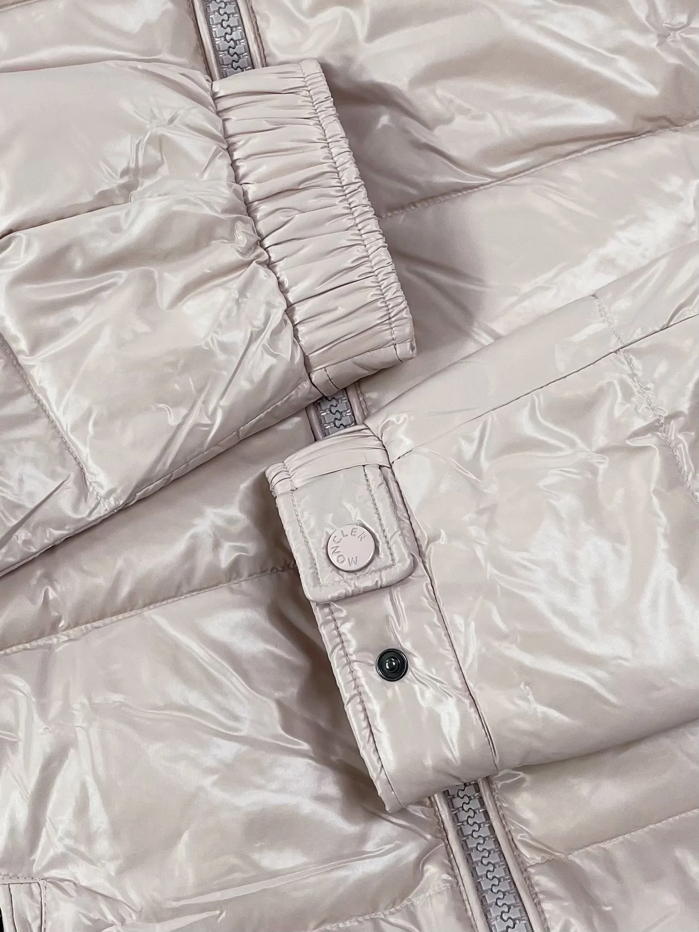 P770 (high version) Moncler-Moncler-Maya Down Jacket National Standard 80 White Duck Down Filling Volume 300+g Each Size: 0 1 2 3