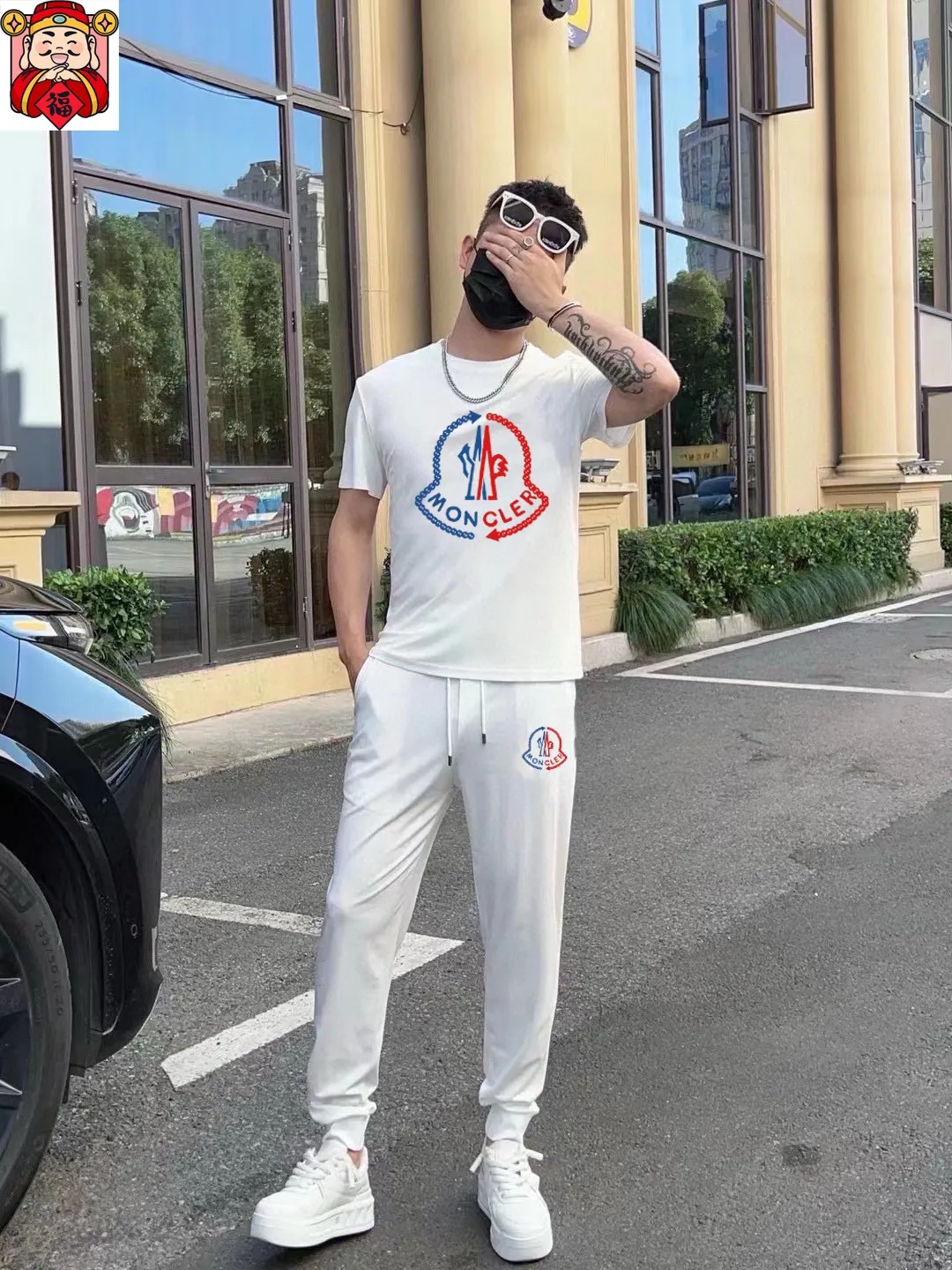 P320 [MONCLER] (Fat Man's Gospel) The same style as the 2025 official website. World-renowned luxury brand. Summer men's (double mercerized) high-quality 🐂 suit. It is made of imported original fabrics. It is a trendy style of the season and a versatile hit. Simple and elegant, precise workmanship allows you to be at the top of fashion. Size: M-5XL (can be worn up to 220 pounds)