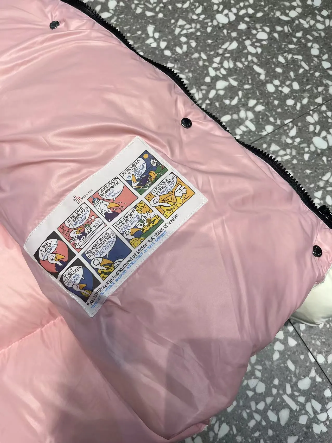 P700 🆕❤️😘 2023 new Moncler short down bakery color: black, milk white, ice blue, black pink lining, white pink lining, bright red Size: 0123