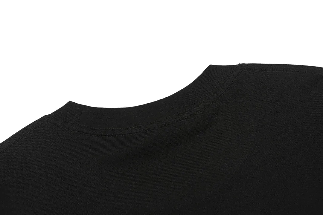 P170 Moncler 2025 new model, hollow letter logo, same style for men and women, long-sleeved T-shirt ·Customized 300g 100% double yarn pure cotton fabric ·Dyeing 32 counts double thread ·Collar label, hangtag, main mark and three labels complete Color: Black Size: XS S M L