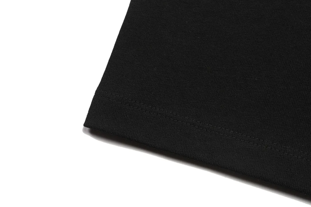 P170 Moncler 2025 new model, hollow letter logo, same style for men and women, long-sleeved T-shirt ·Customized 300g 100% double yarn pure cotton fabric ·Dyeing 32 counts double thread ·Collar label, hangtag, main mark and three labels complete Color: Black Size: XS S M L