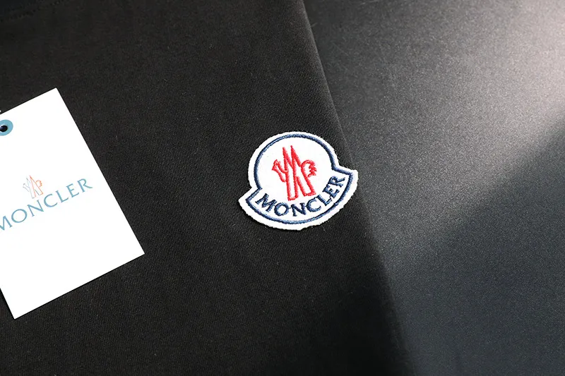P170 MONCLER 2025 spring and summer new model, trendy hollow patch embroidery, round neck short-sleeved T-shirt, fashionable men and women, S M L XL XXL five sizes black white