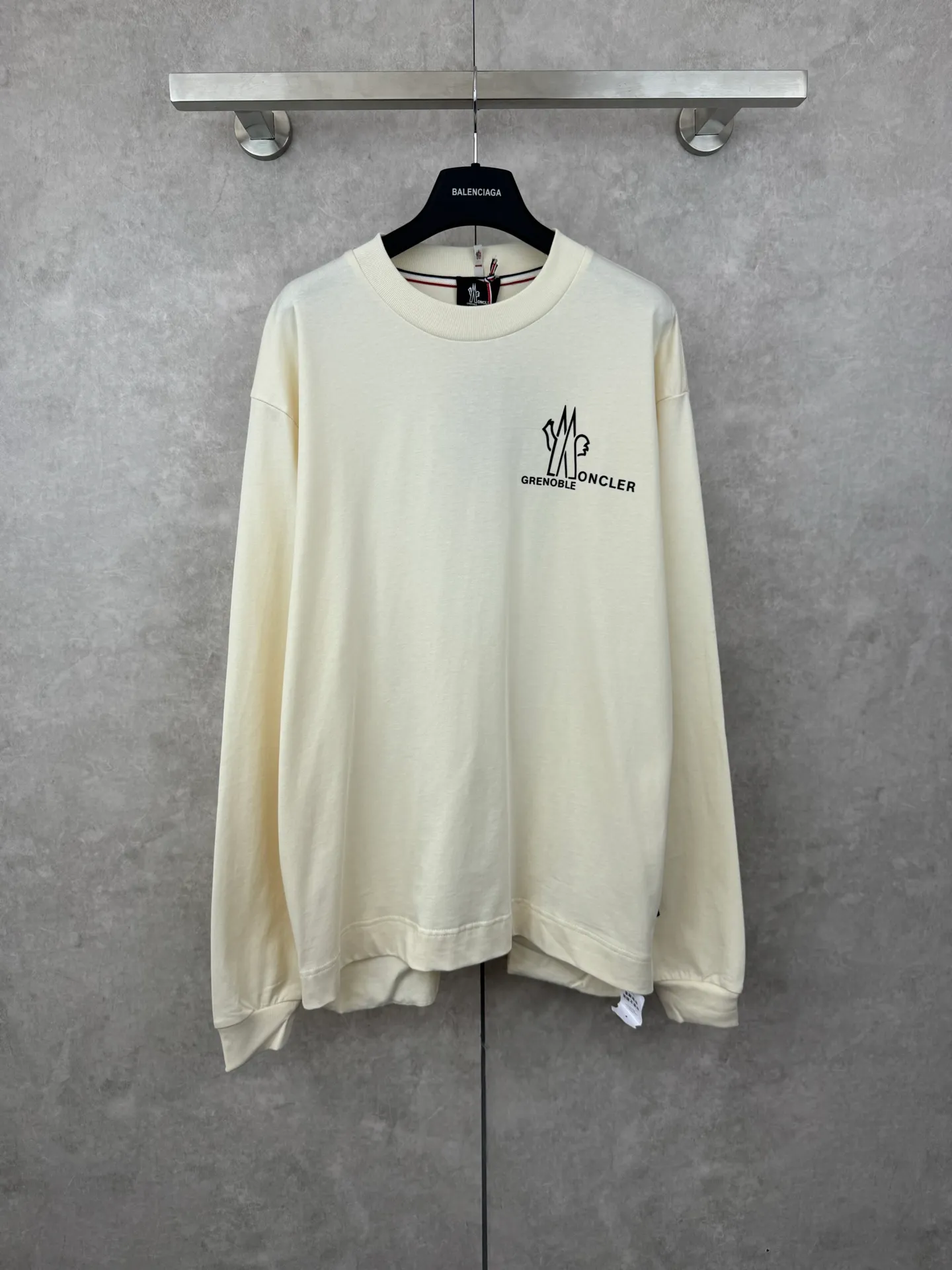 P370 MONCLER Covered round neck logo long-sleeved cotton T-shirt SIZE S/M/L/XL