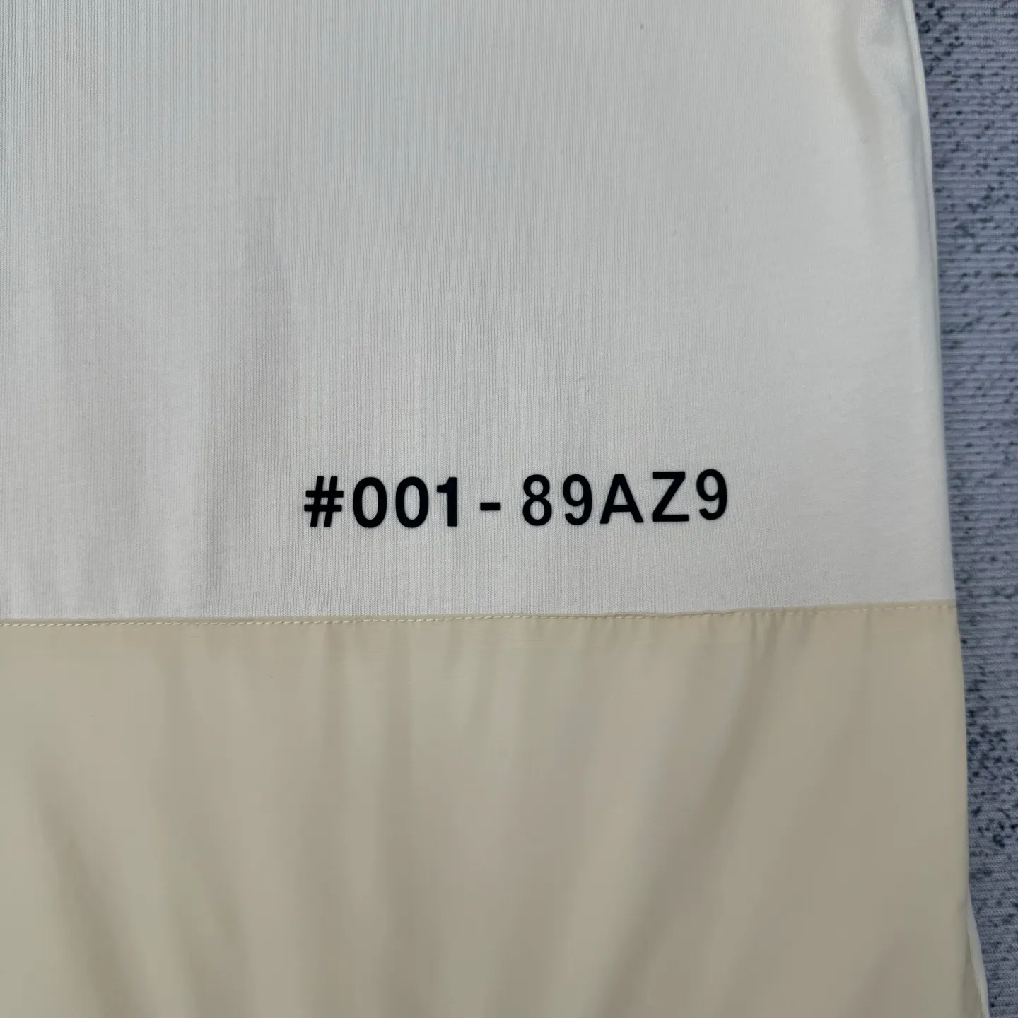 P370 MONCLER Covered round neck logo long-sleeved cotton T-shirt SIZE S/M/L/XL