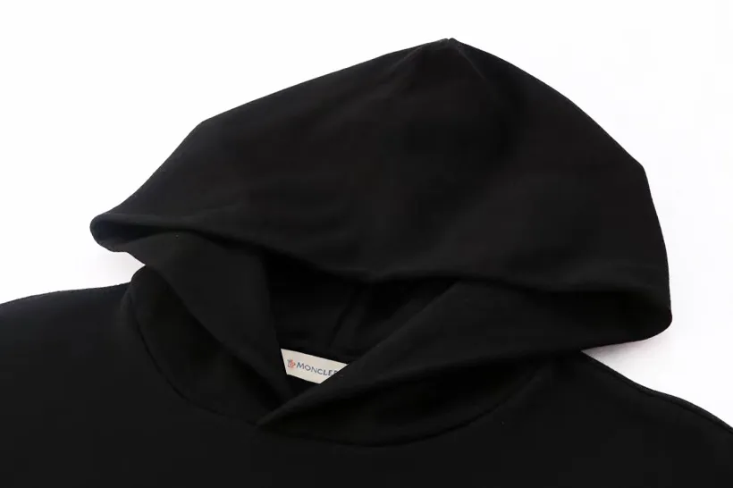 P270 Recommended for sale with confidence Moncler Mouth Mouth 480g Velvet printed hooded sweatshirt Australian velvet fabric is soft and comfortable, does not shrink, does not deform, does not pill) Original customized accessories Collar label Wash mark Hang tag Packaging (perfect details) Color White Black Size XS-L - Copy (23) - Copy