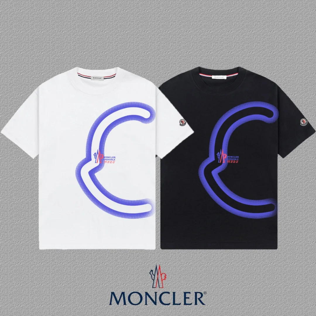 P140 [MONCLER] 2025FW short-sleeved T-shirt, badge + LOGO printing, high-end 26s double yarn 300g fabric, heavy fabric, custom stretch rib, same cylinder and dye, complete three standards, same style for men and women, color: black, white, size: S M L XL 2XL