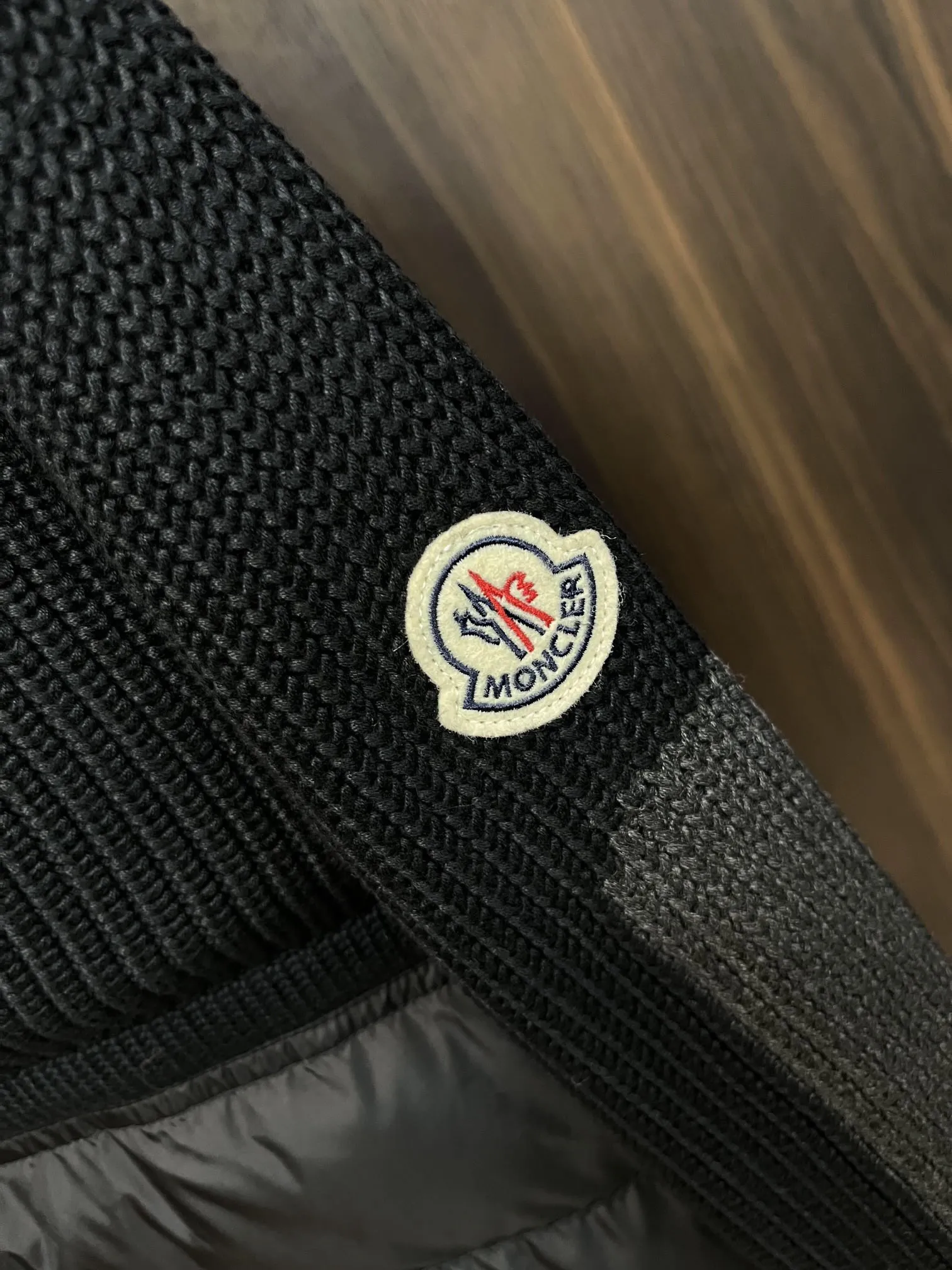 P680 Guangzhou high version Moncler Moncler knitted down solid color connecting zipper double pocket jacket thin coat black military green S M L XL