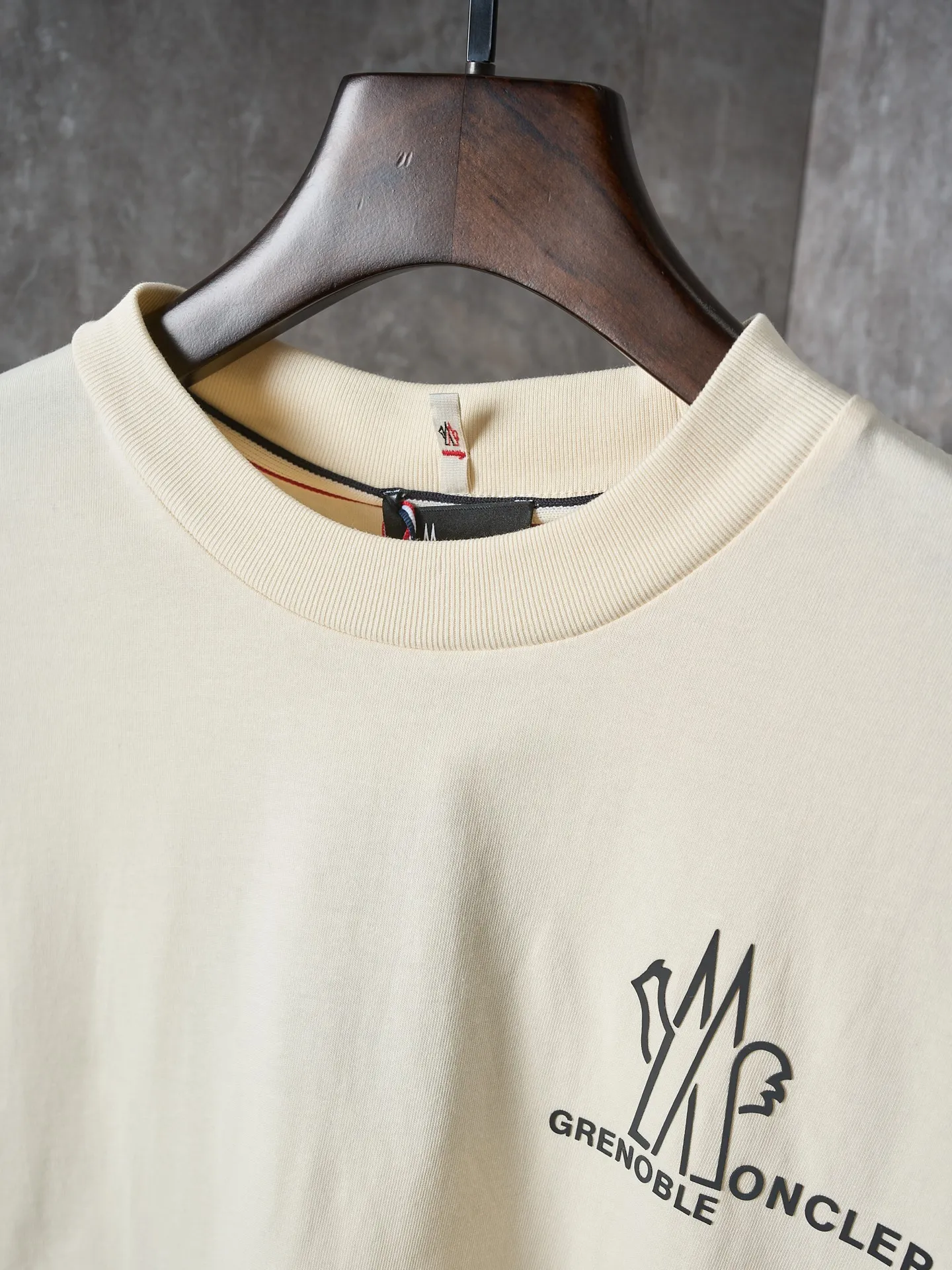 P350 Actual hanging auction] MONCLER/muzzled cotton round neck logo spliced ​​long-sleeved T-shirt [Ready stock] S M L