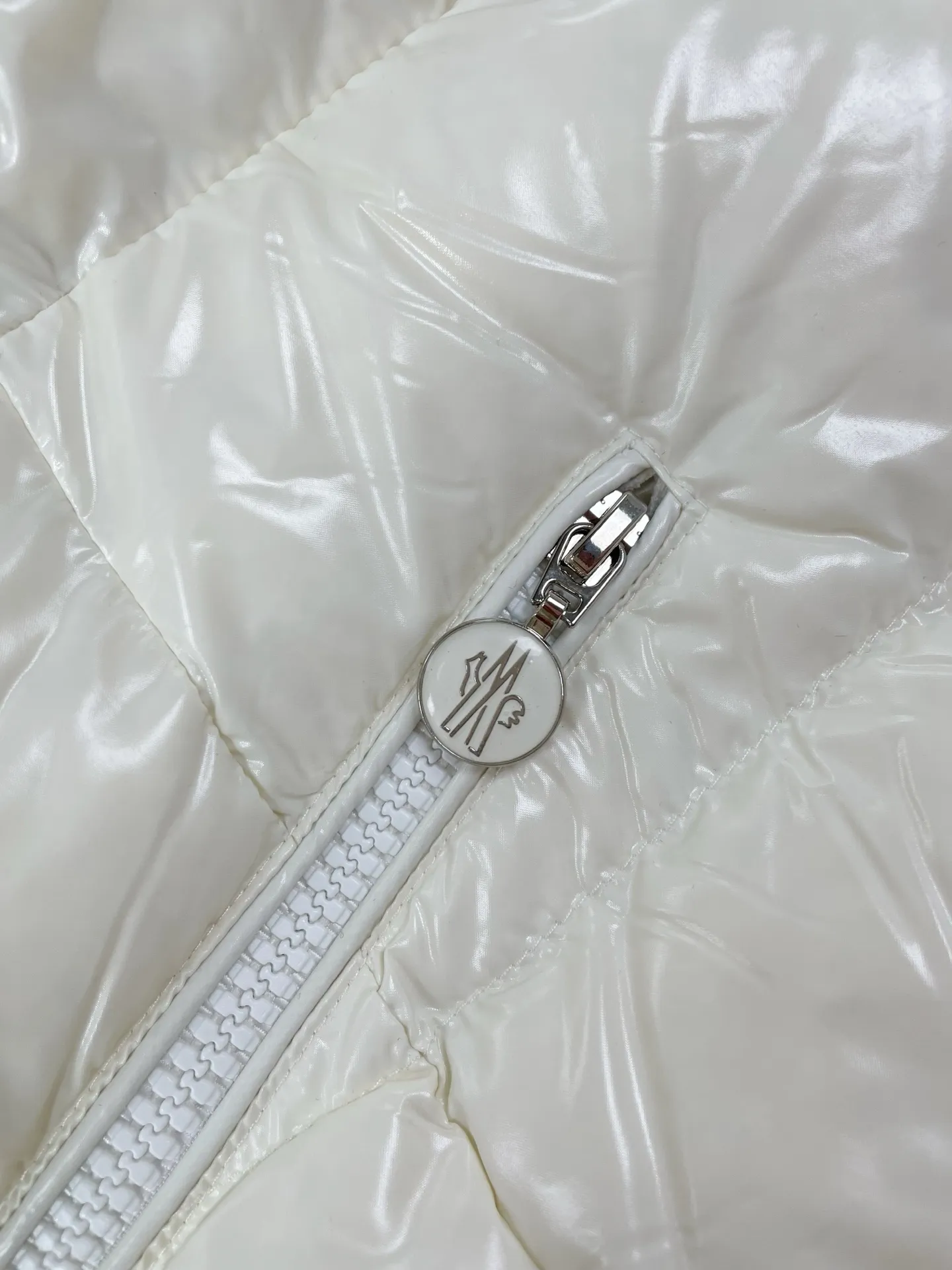 P970 (high version) Moncler-Mask-Ladies Short Hooded Waist Down Jacket Size:0 1 2 3