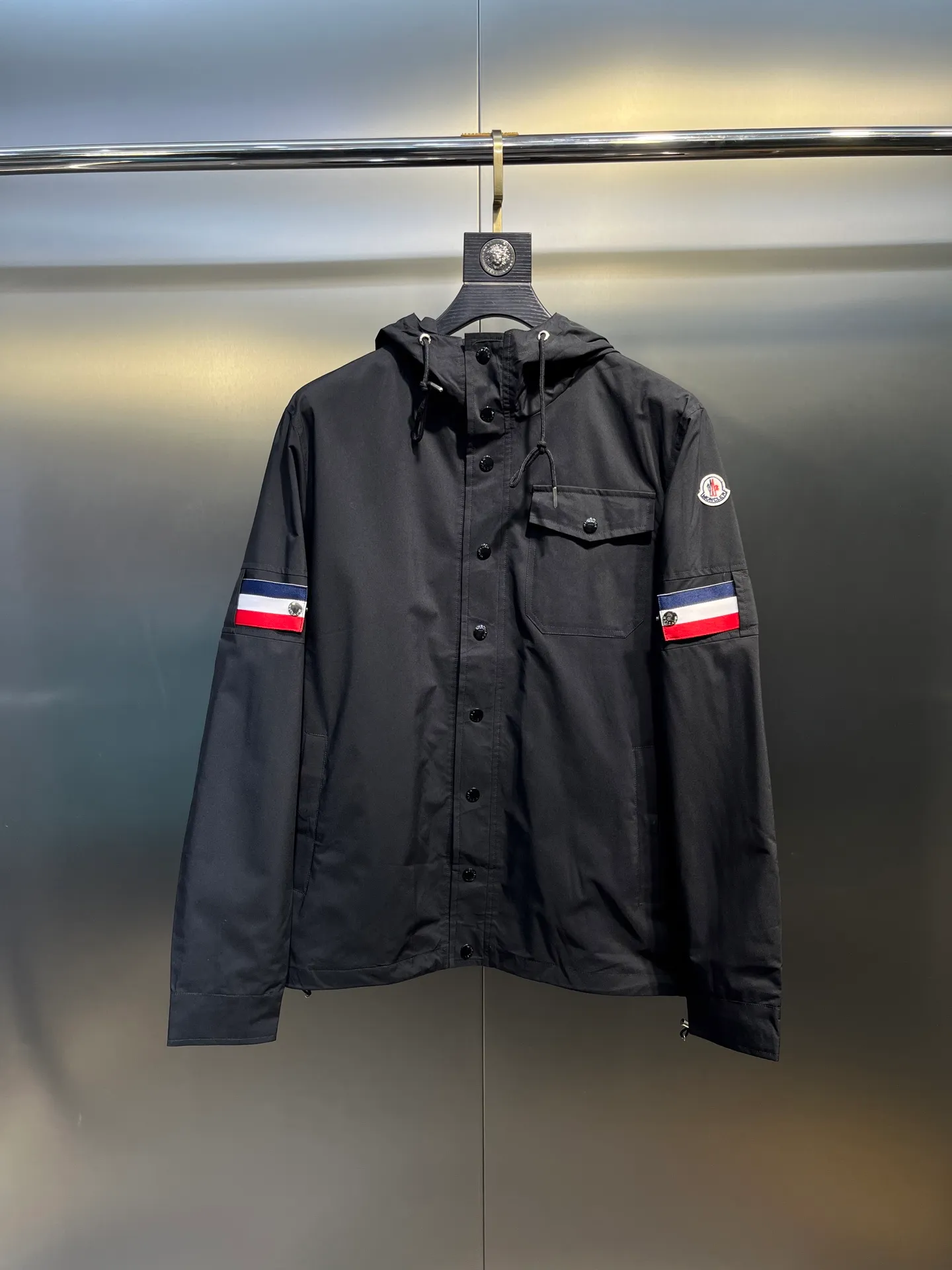 P620 moncler 🌟 2025 autumn latest product, fashionable casual jacket, available at the same time, original order, imported original fabric, excellent comfort, top printing technology letter pattern logo, extremely high grade, calm and versatile, handsome and stylish upper body size: m-xxxl