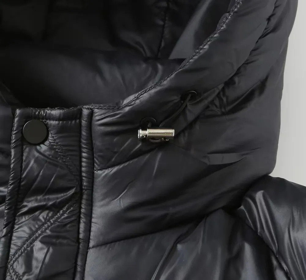 P1040 MONCLER/Mask "Official website's same classic double patchwork embroidered small label splicing pocket" Hooded down jacket - Fabric: National standard 90 white duck down jacket, made of polyester fiber fabric. Comfortable and warm, perfect appearance, good bulk recovery after compression, heat-containing warmth, complete three standards, original fabric, official same style, different from ordinary version on the market - Color: black - Size: M L XL XXL XXL XXXL - Purchase the original mold and create it with a full set of customized accessories. Details determine success or failure.  - Accessories: The original accessories are complete with one to one and three standards, os off-shoulder version, same style for men and women, official website quality - no gender distinction, same style for men and women