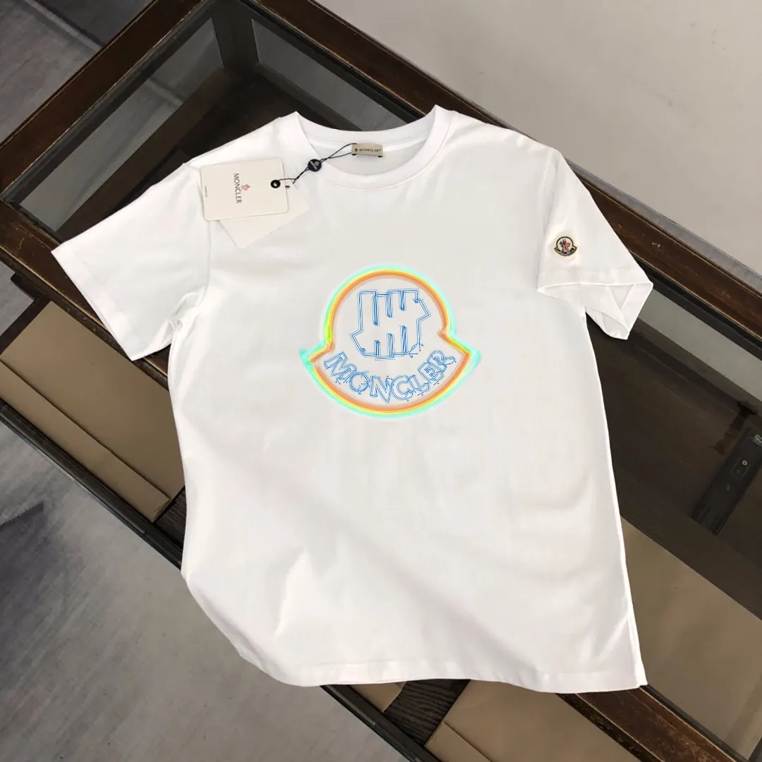 P160 🔥MONCLER new summer logo printed short-sleeved T-shirt. [Using custom-made double-ply pure cotton fabric] The upper body is extremely comfortable and breathable. The iconic LOGO element adds a sense of design to the item, creating a simple and elegant style. The upper body will make you look N times more handsome. Size: S～XL