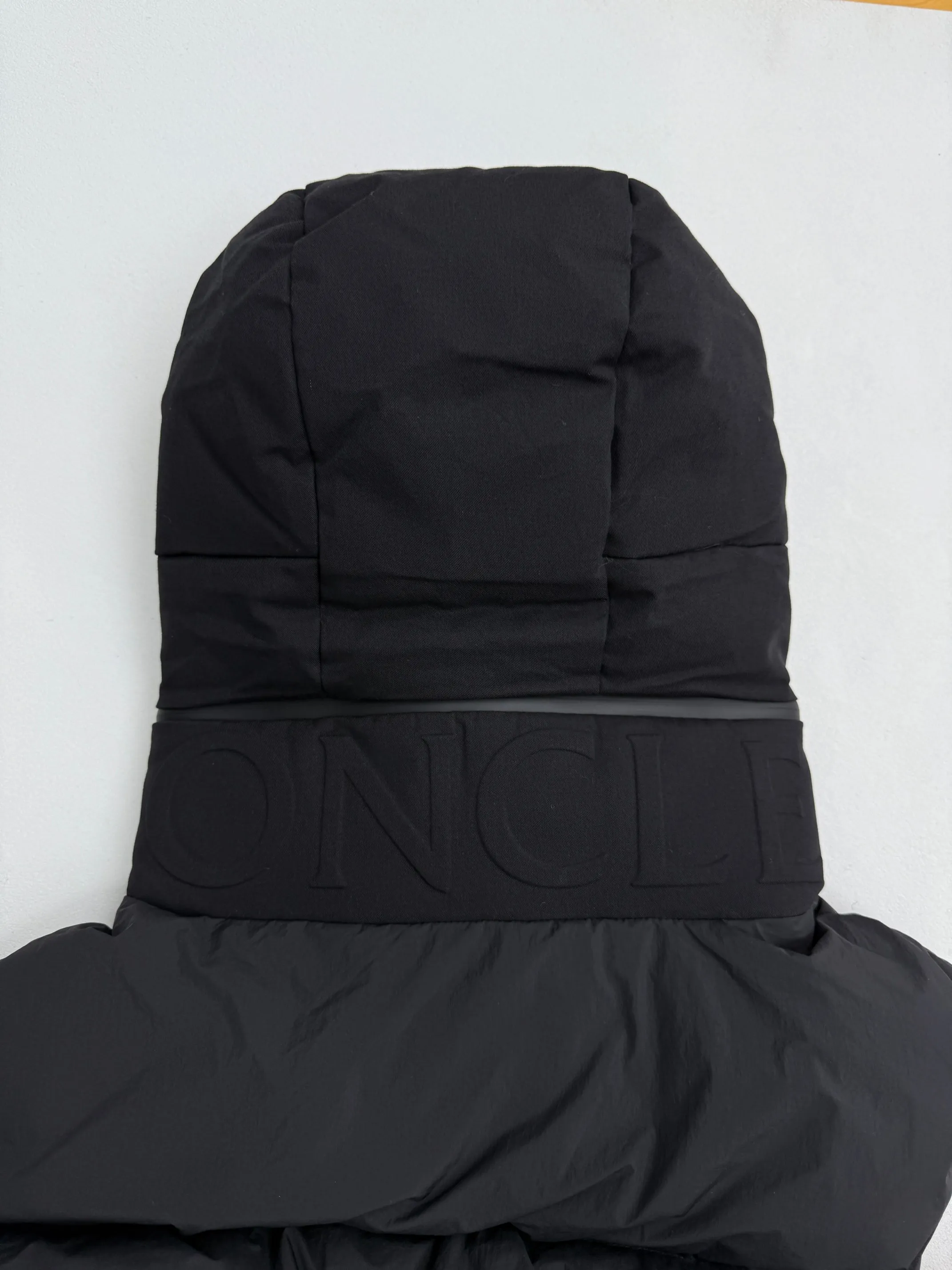 P700 Moncler masked Guersac series twill quilted hooded down vest 1/2/3/4