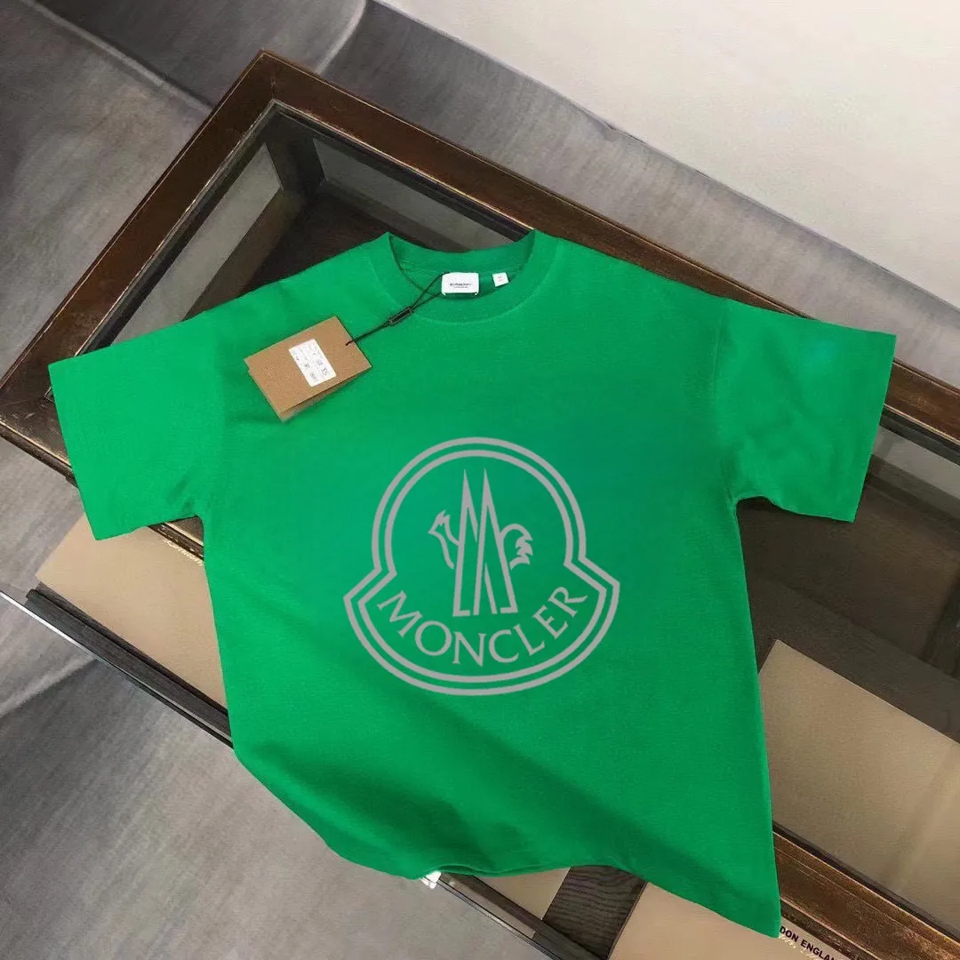 P140 Brand [MONCLER] (Good News for Fat People) original men's casual short-sleeved T-shirt, new product for spring and summer 2025, customized top-notch logo craftsmanship on the chest, matched with the entire details, quality and tailoring design are first-class, customized imported mercerized cotton fabric! Full of style, the color scheme is light and versatile. M-5XL (wear up to 220 pounds)