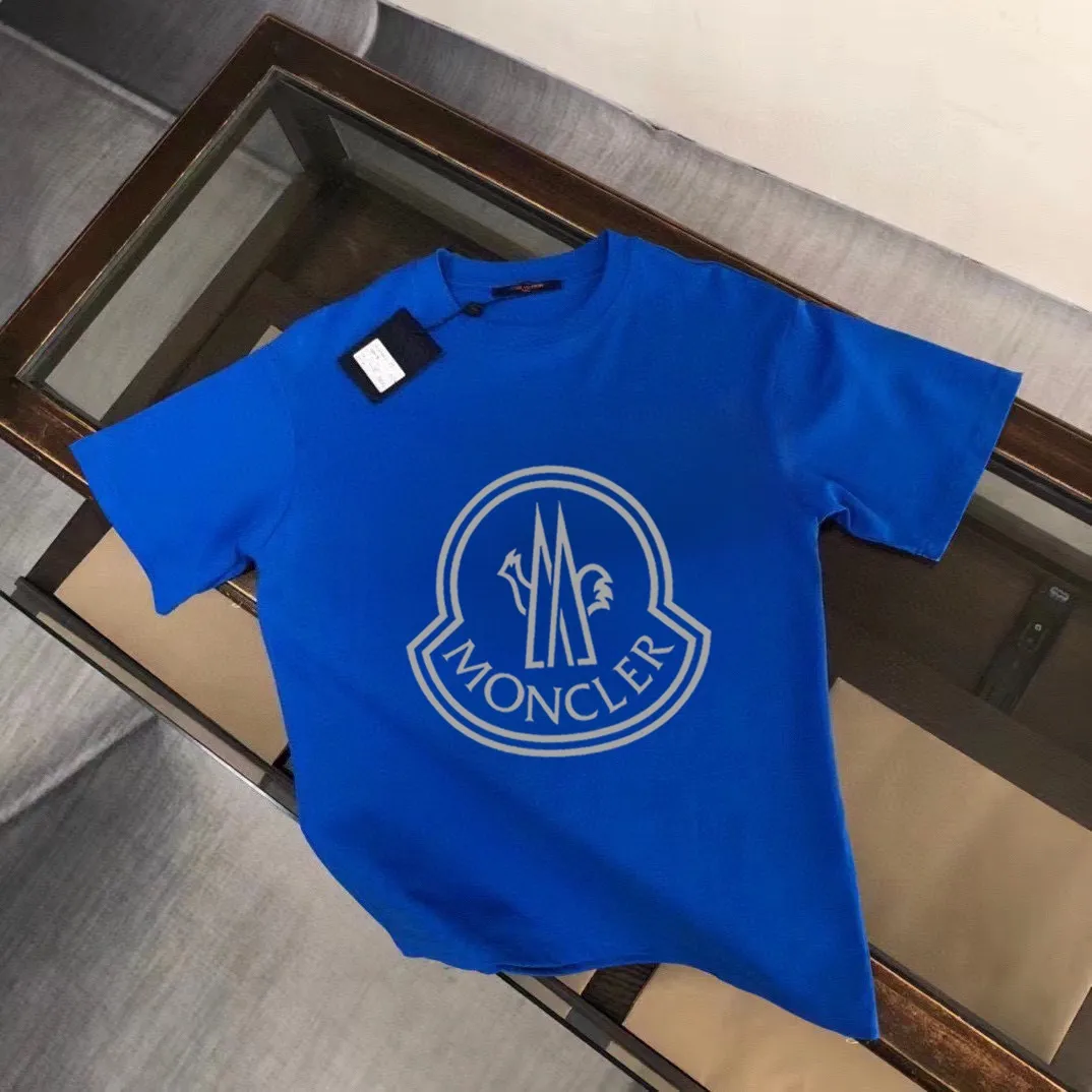 P140 Brand [MONCLER] (Good News for Fat People) original men's casual short-sleeved T-shirt, new product for spring and summer 2025, customized top-notch logo craftsmanship on the chest, matched with the entire details, quality and tailoring design are first-class, customized imported mercerized cotton fabric! Full of style, the color scheme is light and versatile. M-5XL (wear up to 220 pounds)