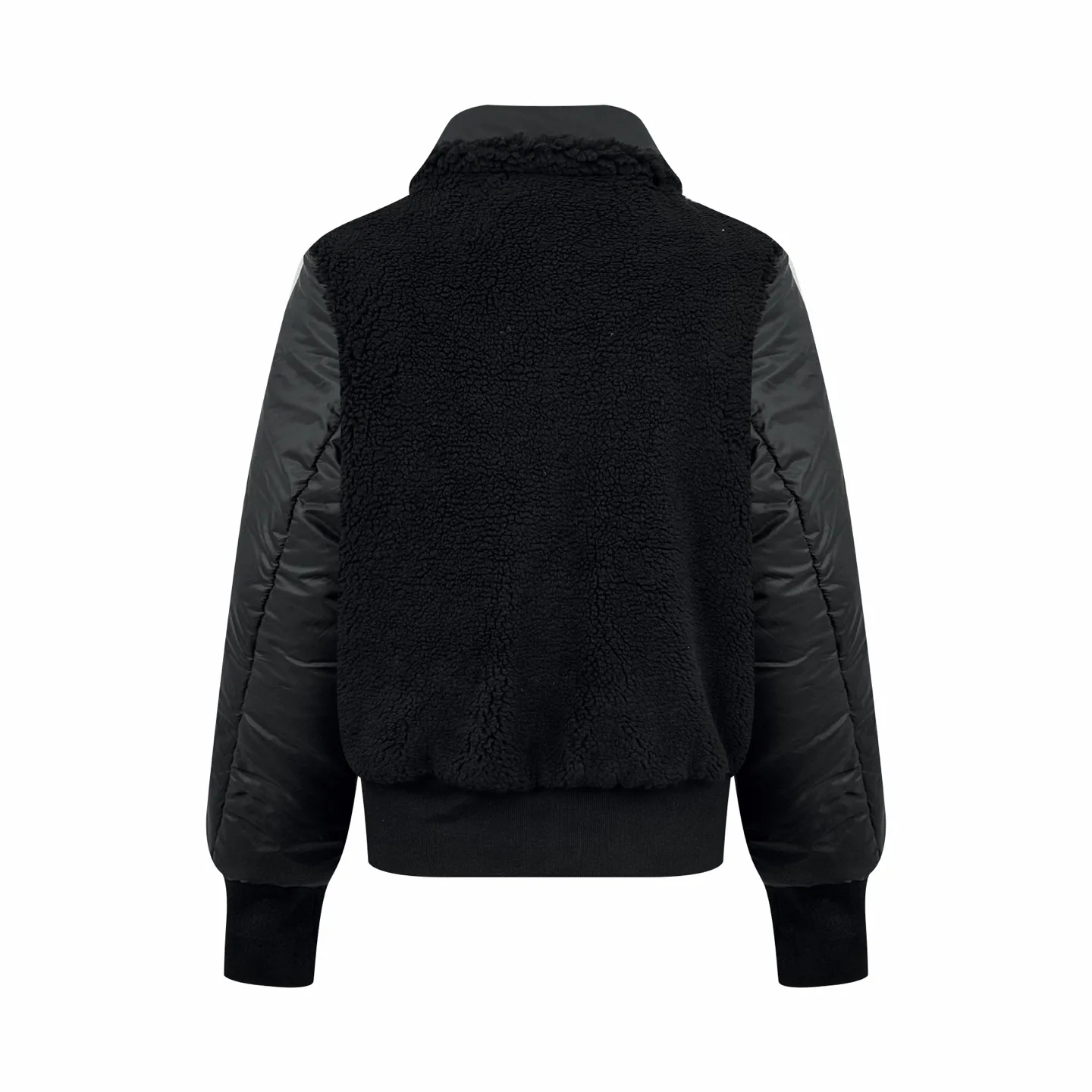 P910 Moncler double-sided pilot down jacket, customized soft matte brocade fabric and teddy velvet, using the new national standard 90 white duck down (welcome to test), full of down, full of warmth, light and fluffy, with a pure and ultimate black tone, exuding an irresistible charm. The fashion code is hidden on both sides to unlock multiple styles. One side is matte like the deep night, cold and neat, outlining modern simplicity. The other side is made of teddy velvet like dark night velvet flowers. Soft and mysterious, smudged with retro warmth, the iconic Moncler logo appears on the sleeves, fully recognizable, the style can be switched at will, free and easy, showing nobility, subverting the traditional avant-garde design, redefining the boundaries of winter fashion, and becoming the most intimate companion in winter. Process 1: Computer mechanical down filling. Prioritize the production of liner pattern to determine the filling area and determine the weight of down per square meter according to the original three-dimensional effect, thereby calculating the amount of down filling for each piece. The computerized down filling machine uses a digital weighing unit to achieve stable measurement. Process 2: Computer template machine lines. The computer template machine's line process shows extremely high neatness and smoothness. The craftsman accurately controls the size during the operation to ensure that each line meets the design requirements. The lines of the entire template are smooth and unified, clean and beautiful. Process 3: Ergonomic three-dimensional cutting. Return to traditional craft techniques through segmentation, folding, shrinking, and stretching techniques. The so-called slow work produces fine work. It is the respect for the material and the pursuit of feel. The workmanship is complex and cumbersome. Slow timeliness and high loss. Process 4: Manual reloading and opening of the bag. For high-density and heavy teddy velvet fabrics, the three-dimensional structure of the bag mouth is accurately lifted out on the back of the fabric through special bone needles. It is a two-stage operation of single-layer basic shaping and multi-layer edge reinforcement. Paving materials: Customized 1:1 Moncler snap button Customized 1:1 Moncler zipper Customized 1:1 Moncler lanyard Customized 1:1 Moncler Chest logo Customized 1:1 Moncler Embroidered logo Customized 1:1 Moncler Trademark Function: Reversible, free to match Size: 1 code 2 codes 3 codes 4 codes Style number: 25357