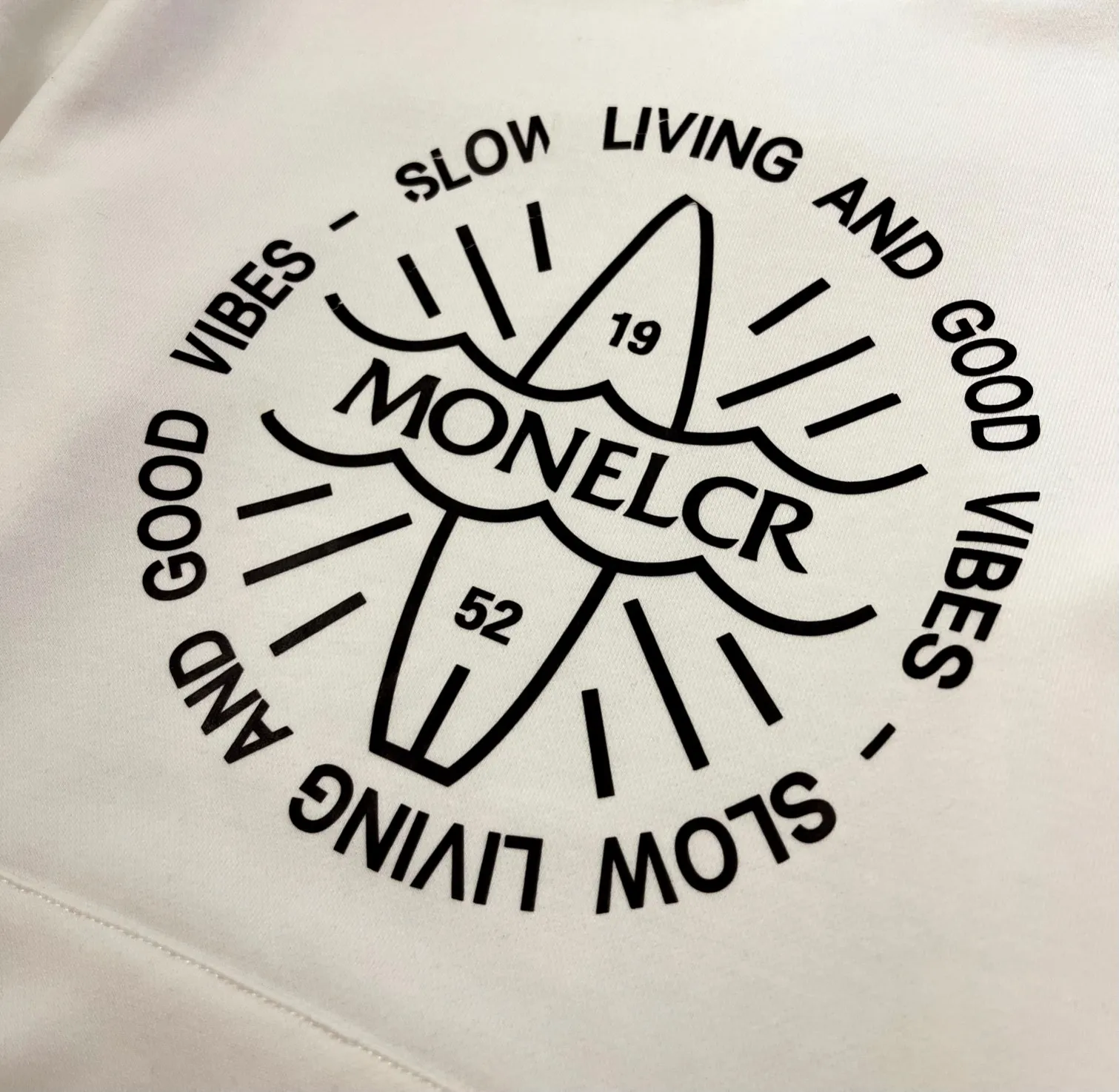 P250 2025 new autumn and winter 420g velvet hooded sweatshirt Process: Printing logo: MONCLER Color: Black White Size: M~3XL