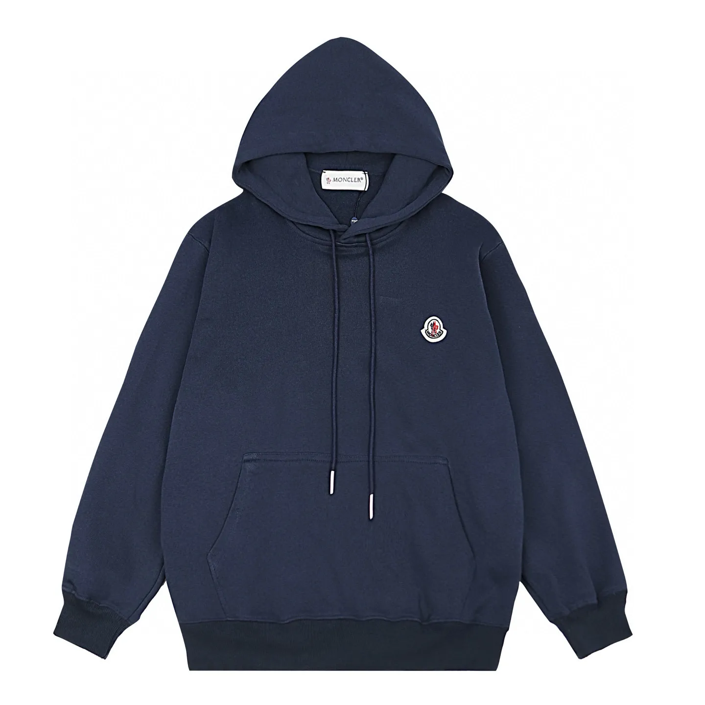 P228 Style number: 851 〈MONCLER〉Basic hooded sweatshirt for Mongolian mouth. The price of Mongolian sweatshirt is actually quite advantageous. Those who have been to the counters should know that the price of Mongolian hooded sweatshirt is not much cheaper than that of Gucci Burberry. It is just relatively low-key and unwilling to hype. It is a picture that you want to buy or not. The aloof existence... ✅Original custom-made with logo eyelets and hood ✅460g 100% cotton wool-eating fabric OS version is too big ✅Matched with the original high-weight double yarn thread ✅Correct three-needle and five-thread craftsmanship Chain edge Color: Black White Royal Blue Sky Blue Size S M L