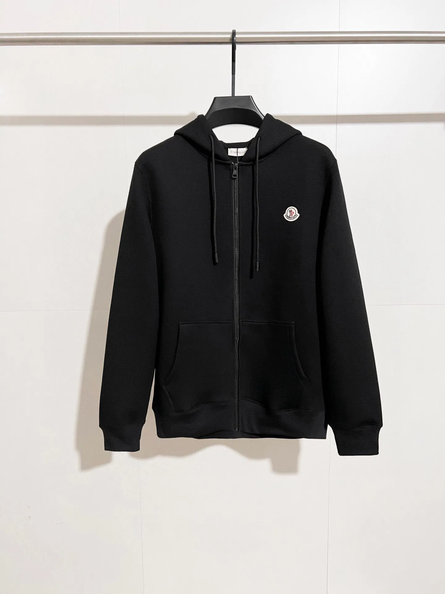 💰Coat 225, trousers 170, thickened air cotton🔥 Recommended hot items for foreign trade orders - Moncler's official website is synchronized with the new thickened air cotton casual jacket - using exclusively customized imported 480g air layer fabric, extremely comfortable upper body, complete custom accessories, exclusive quality differentiated currency, welcome to compare -Color: black sapphire blue -Size: M L XL XXL