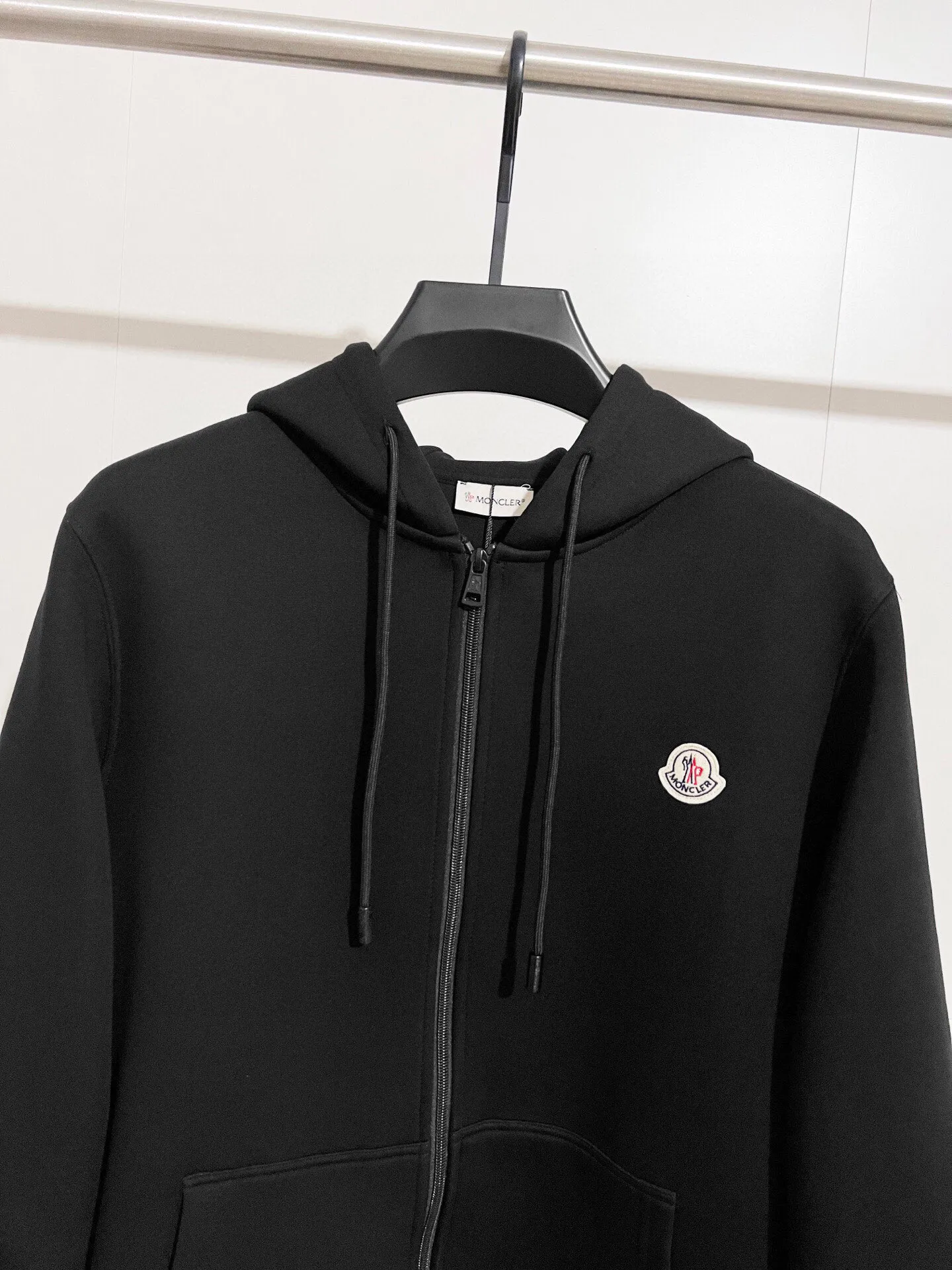 💰Coat 225, trousers 170, thickened air cotton🔥 Recommended hot items for foreign trade orders - Moncler's official website is synchronized with the new thickened air cotton casual jacket - using exclusively customized imported 480g air layer fabric, extremely comfortable upper body, complete custom accessories, exclusive quality differentiated currency, welcome to compare -Color: black sapphire blue -Size: M L XL XXL