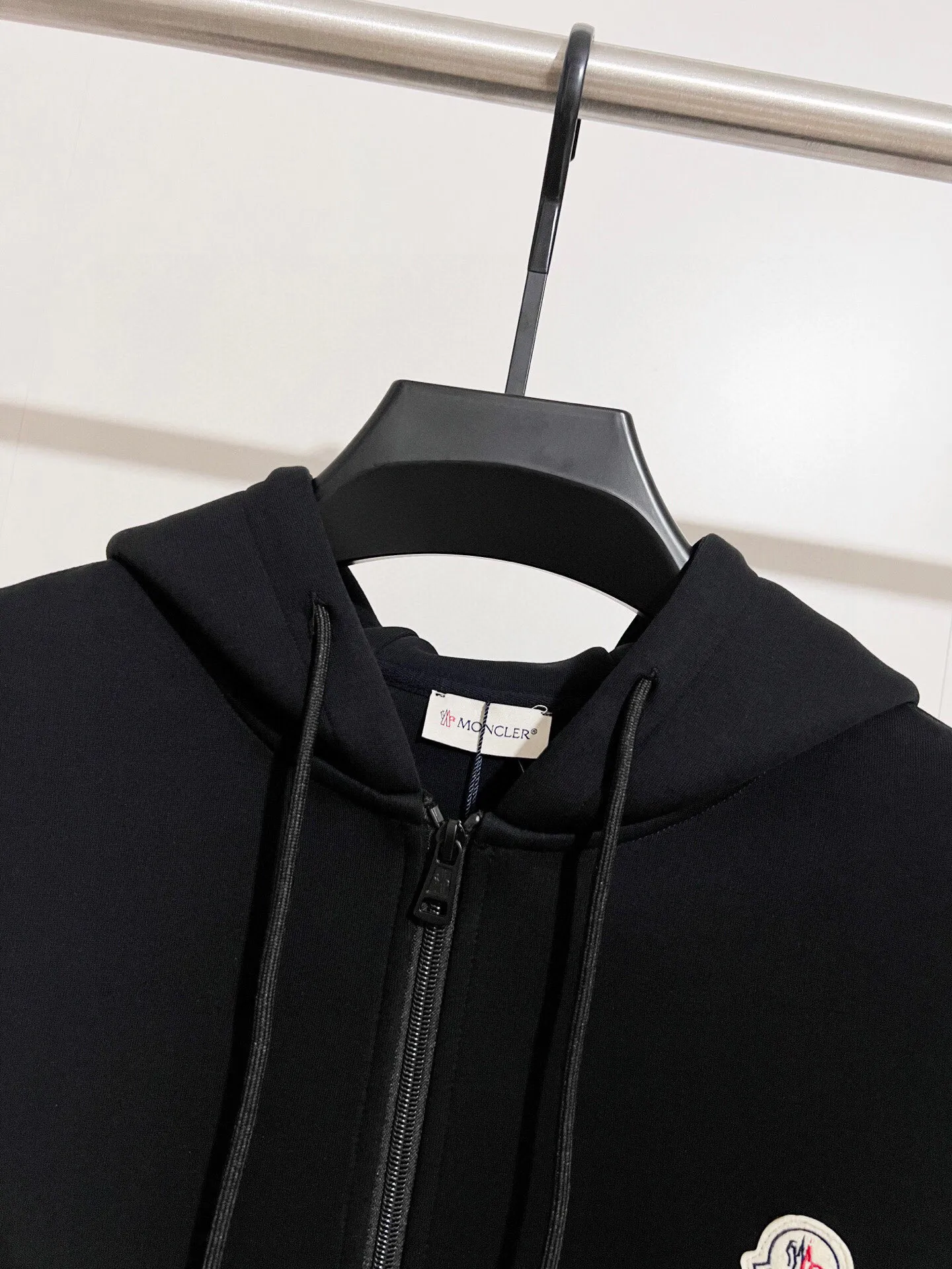 💰Coat 225, trousers 170, thickened air cotton🔥 Recommended hot items for foreign trade orders - Moncler's official website is synchronized with the new thickened air cotton casual jacket - using exclusively customized imported 480g air layer fabric, extremely comfortable upper body, complete custom accessories, exclusive quality differentiated currency, welcome to compare -Color: black sapphire blue -Size: M L XL XXL