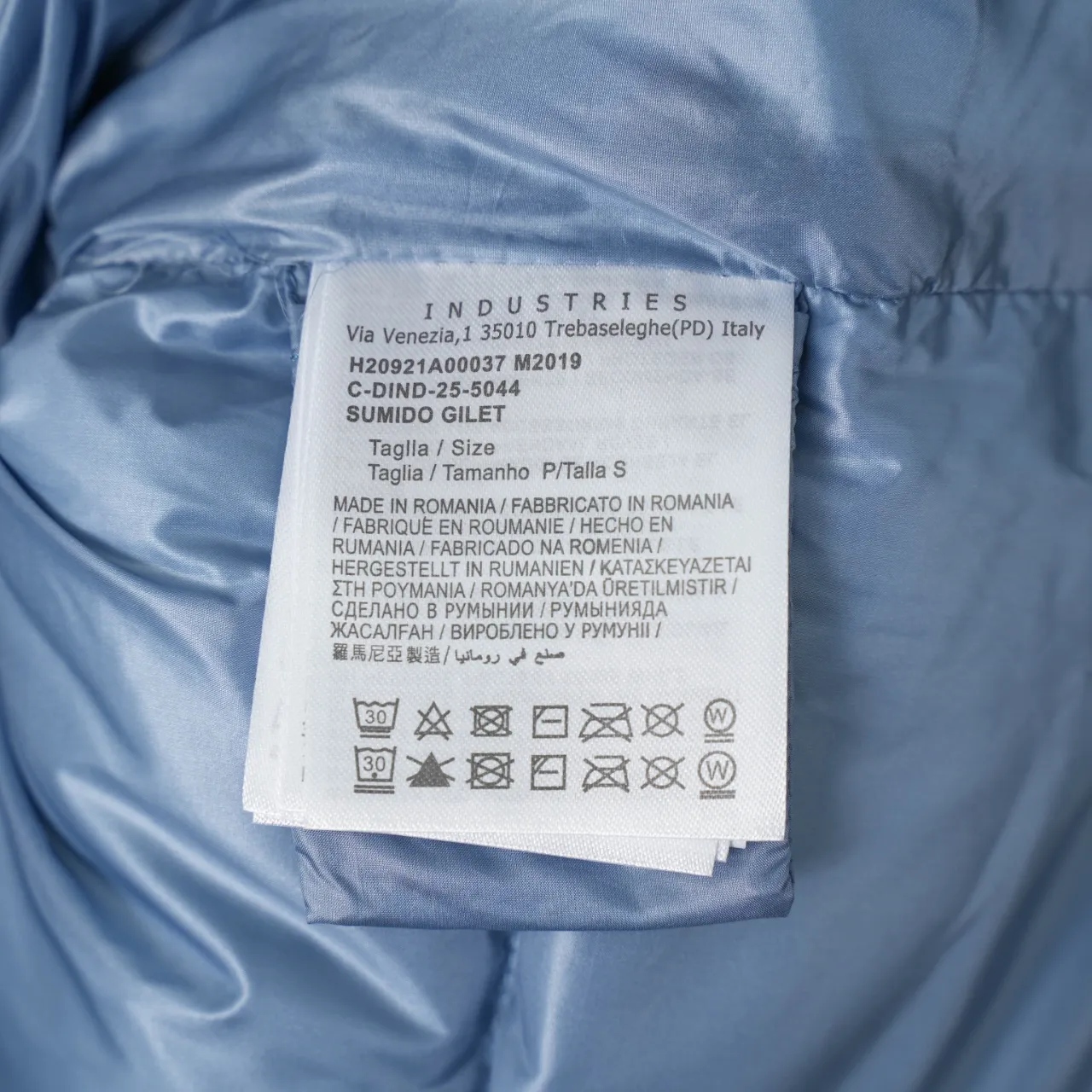 P830 MONCLER丨Muzzled chest big mark stand collar down jacket Color: sky blue Size: 1-5