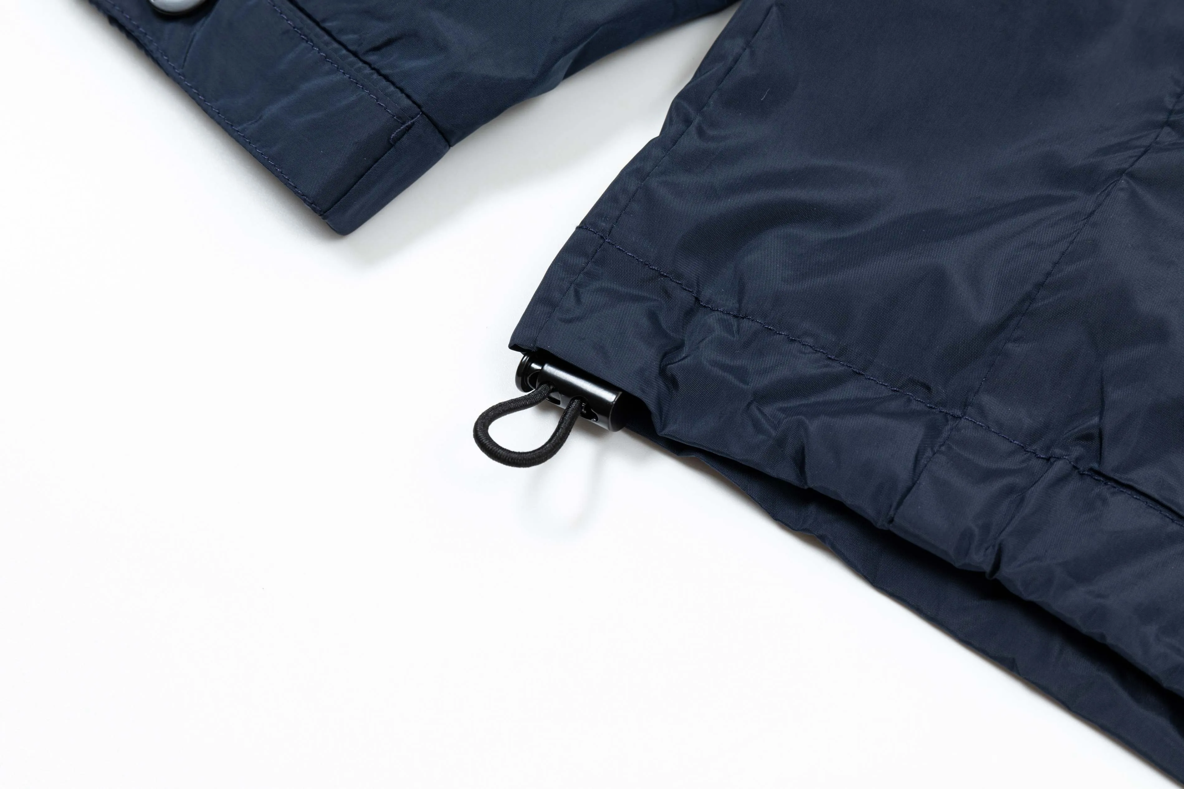 P410 2025 MONCLER new autumn and winter products Customized hardware Embroidered Logo. High-quality hooded jacket Mainly recommended version Selected custom fabrics Higher grade High-density memory brushed lining More fashionable and comfortable High-standard customization The upper body is very stylish Classic and versatile Can be matched with any fashion The fit is super good and highly recommended!  Color: royal blue black Size: M-3XL