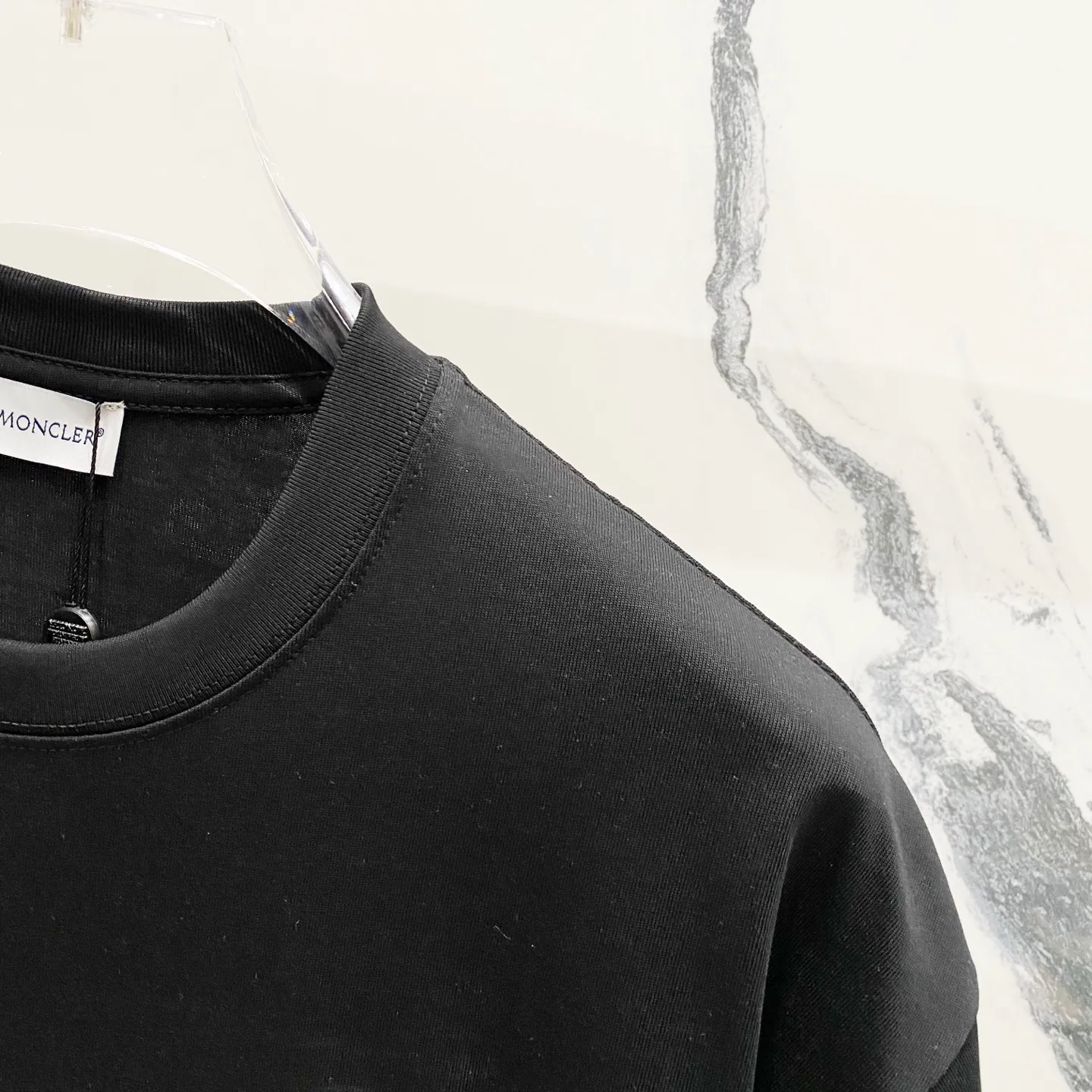 P150 MONCLER/Muzzled 260g round neck short-sleeved T-shirt, brand patch embroidery🪡letter LOGO seal logo, official synchronization, high version, high quality, fashionable personality, versatile trend, pure original quality, original fabric, tag, collar label, washed wheat, complete three labels, color: black, apricot, blue. Size: XS-L