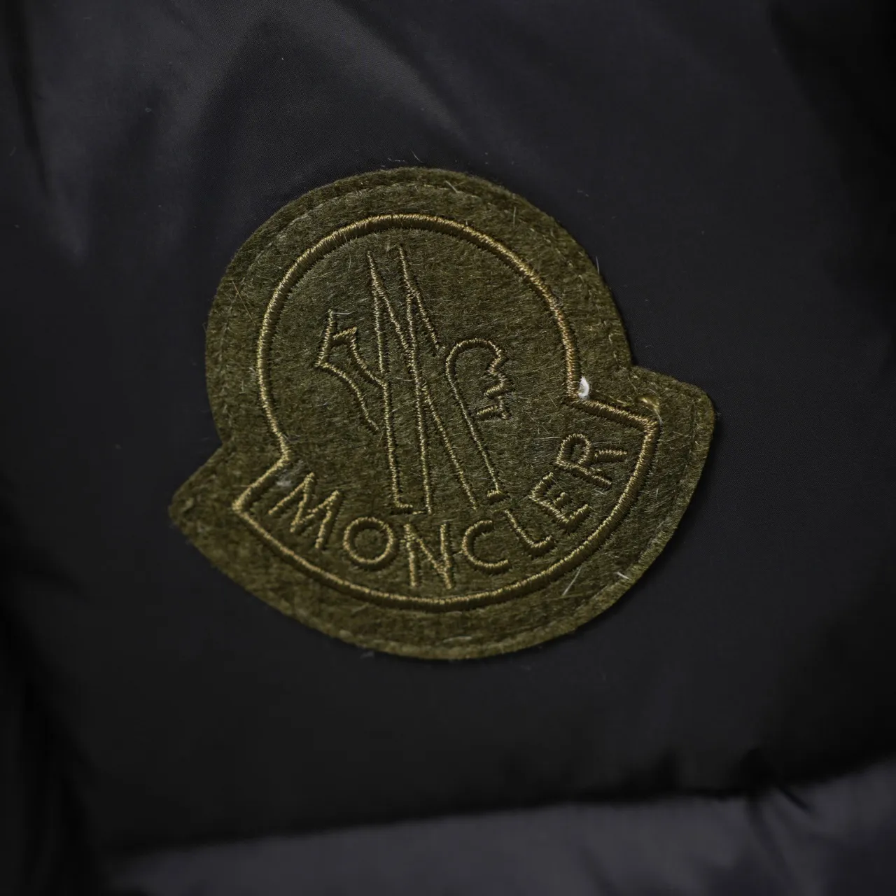 P820 ​​MONCLER丨Muzzled two-in-one detachable sleeves hooded down jacket (sleeves can be removed to make a vest to wear alone) Color: dark blue Size: 1-5