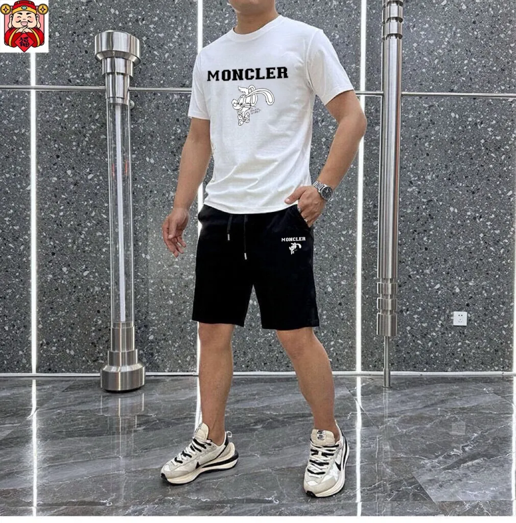 P290 Brand【MONCLER】2025 new men's short-sleeved shorts suit! Synchronous sales on the official website! High-end version on the market! It feels delicate and soft! Make you more comfortable to wear! The draped silhouette is awesome! Size: M-5XL (please state your height and weight when placing an order)