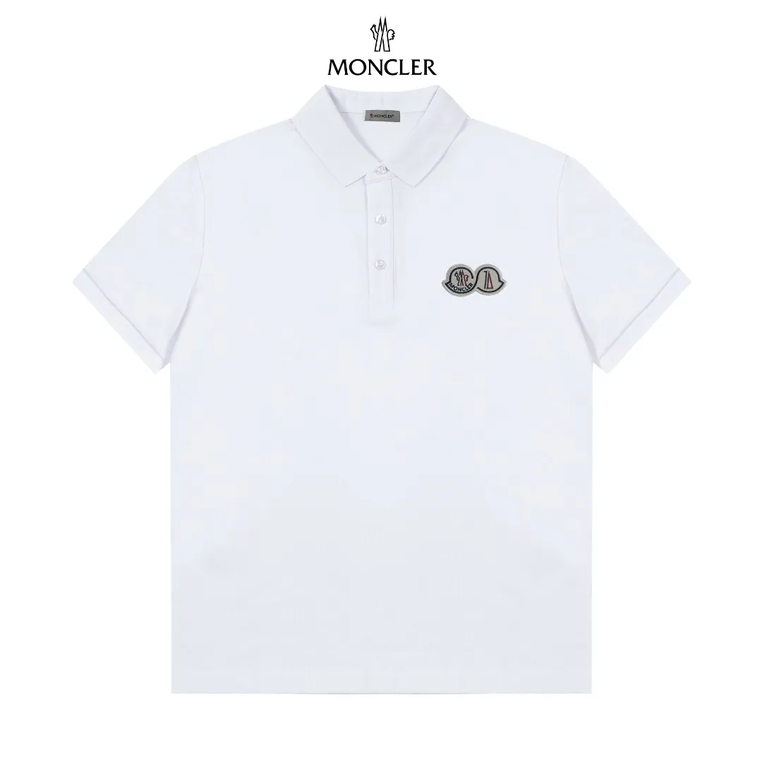 P180 Moncler Moncler classic LOGO exquisite Polo shirt upgraded, inspired by the retro of the 1980s. Original fabric Official same style Customized same vat dyed fabric Very comfortable to the touch Latest brick cabinet synchronization for spring and summer Fashionable and personalized Super versatile and good-looking Suitable for both men and women A must-have style Tag Collar label Washed wheat Complete with three labels Color: White Black Size: M-3XL